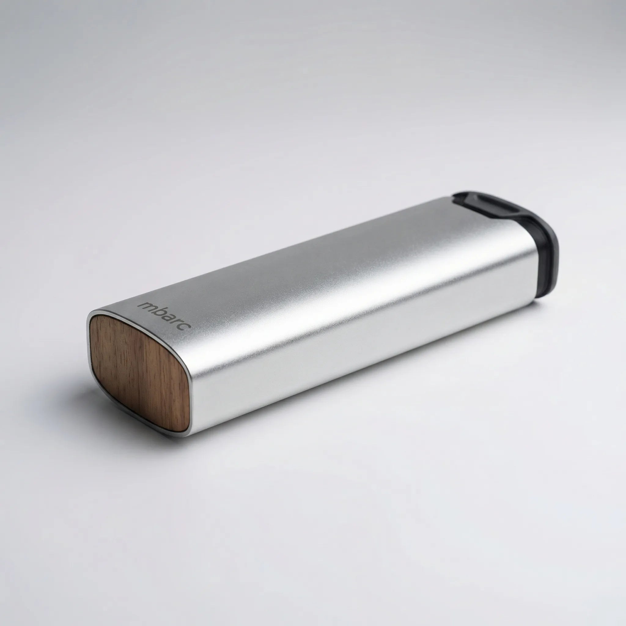 7-day pill organizer – Stylish organizer in aluminum and wood