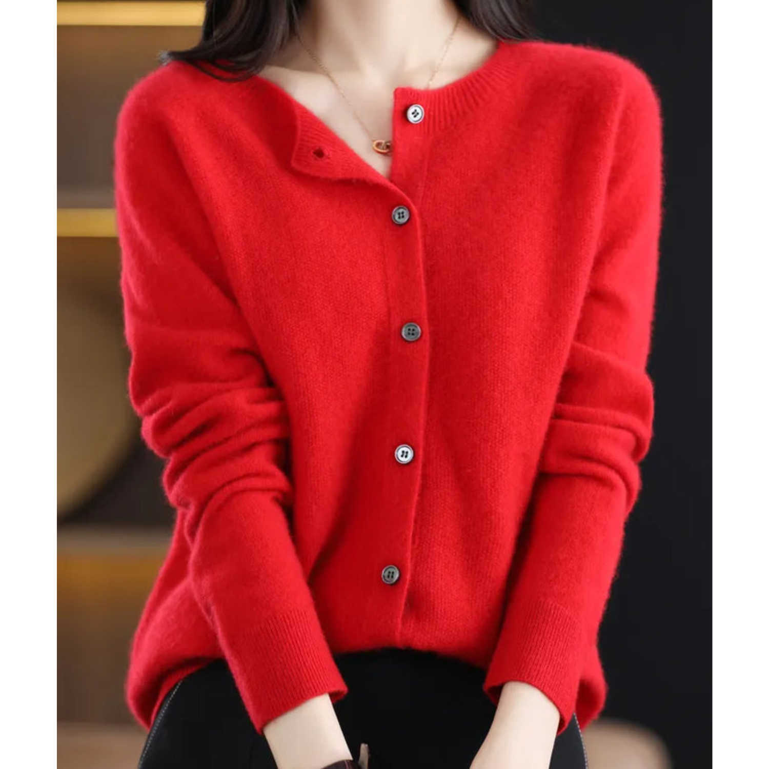 Lang Cashmere Cardigan til Kvinder med Knaplukning