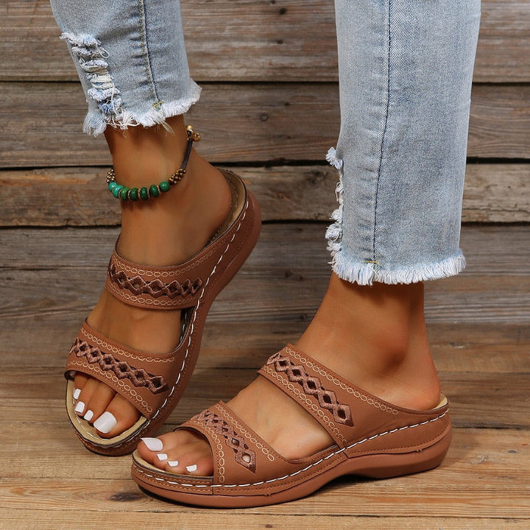 Dames Sandalen met Dubbele Band – Comfortabele Zomersandalen met Orthopedisch Voetbed | Antislip Instappers