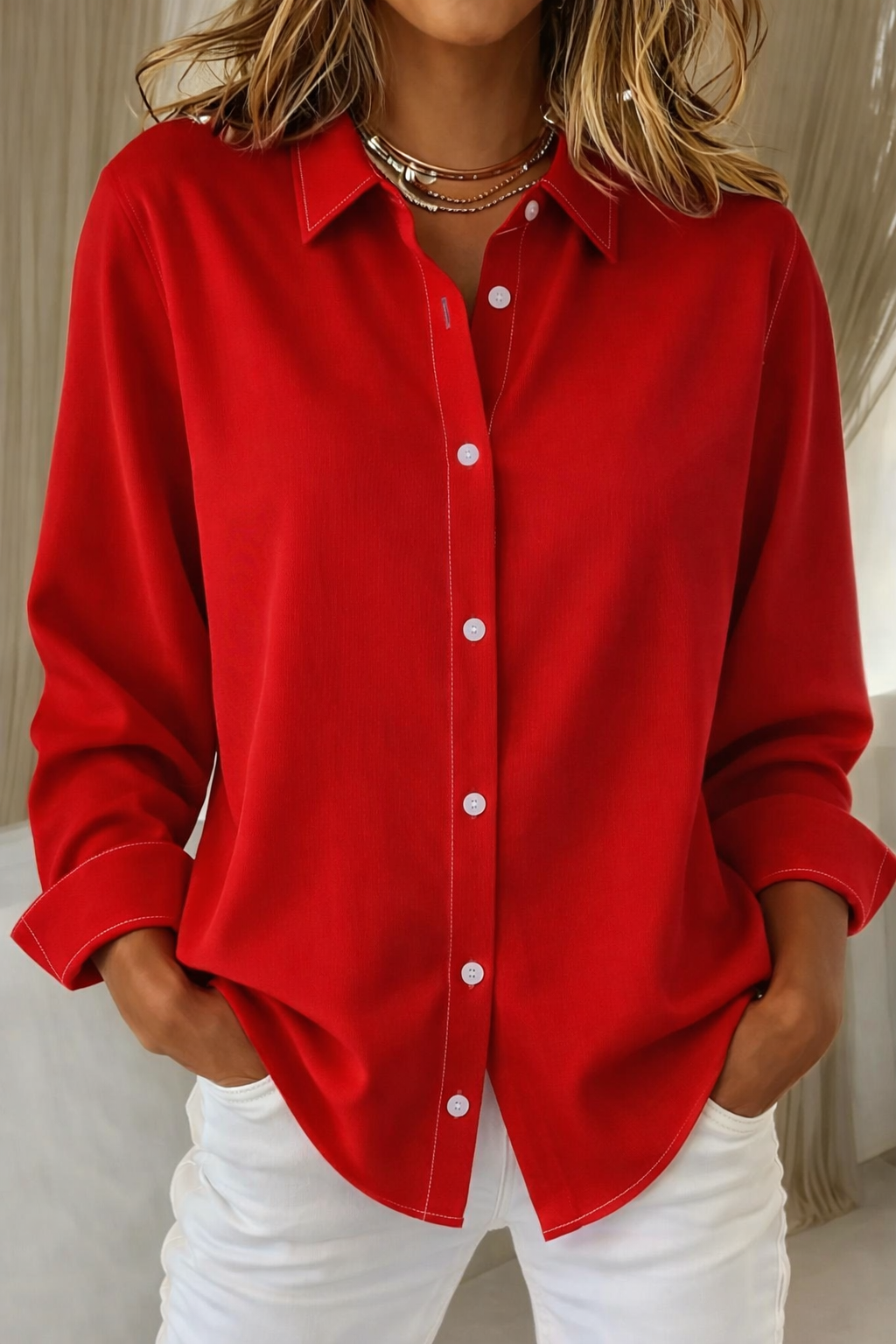 Løstsiddende damebluse med knaplukning - Casual sommerstil
