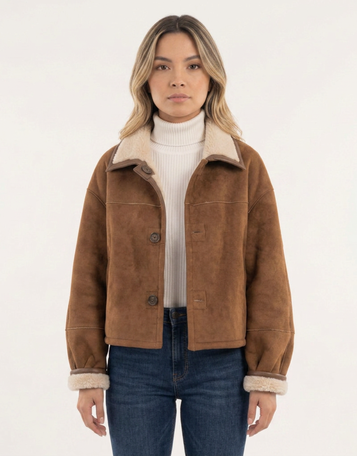 Brun Jakke til Kvinder i Ruskindslook med Sherpa-Krave