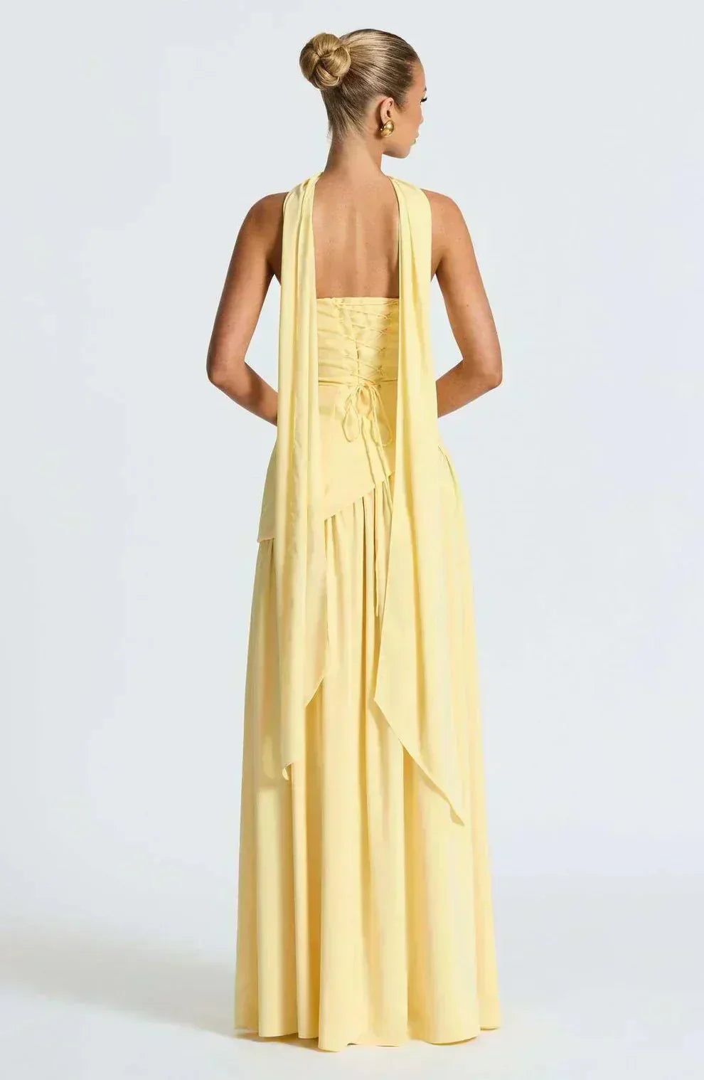 Elegant flowy maxi dress
