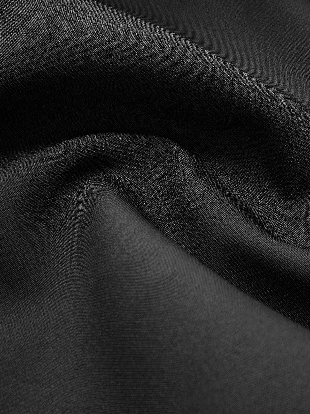 Elegantní top s výstřihem do V