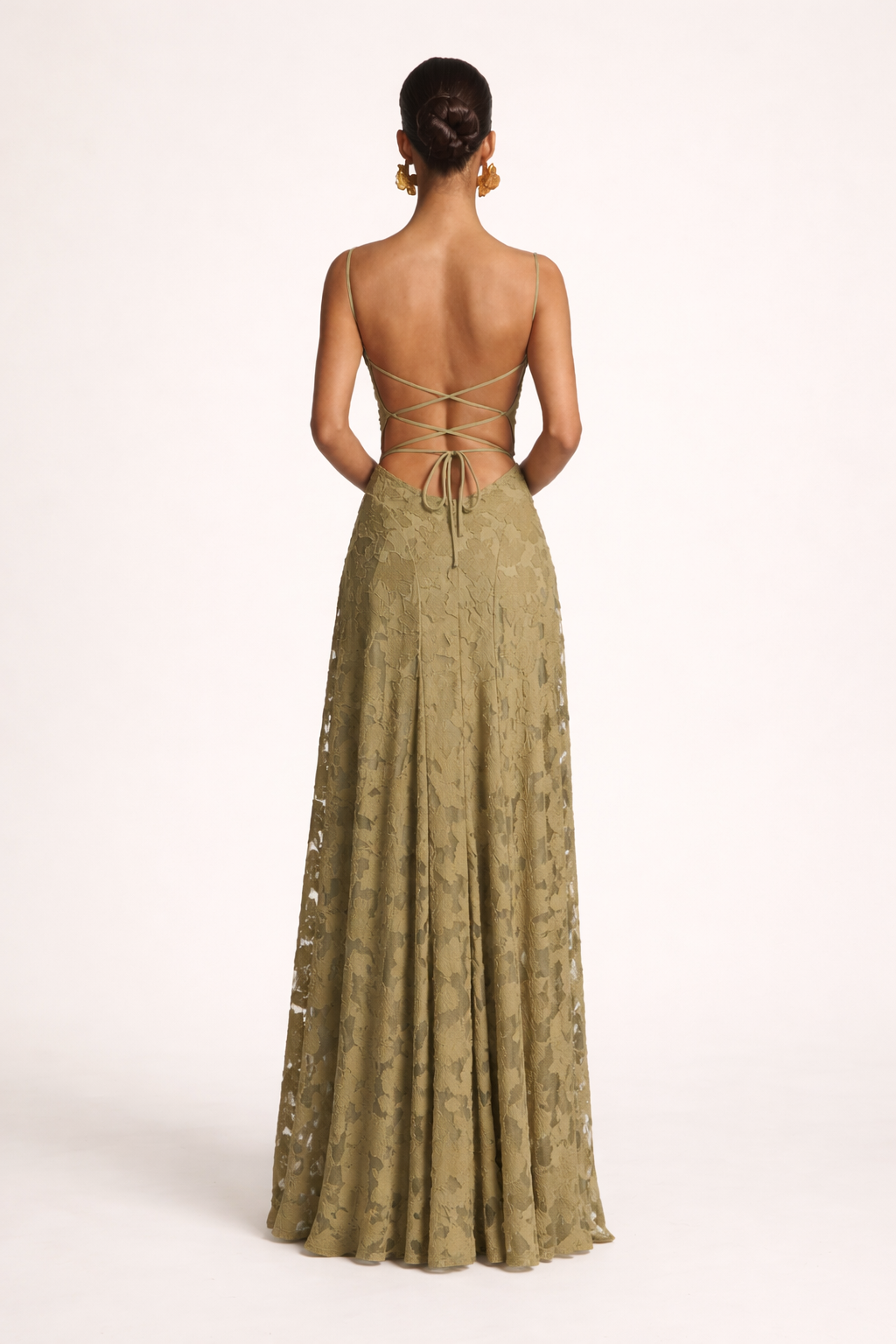 Elegante vestido largo con tirantes y escote recto - Lily