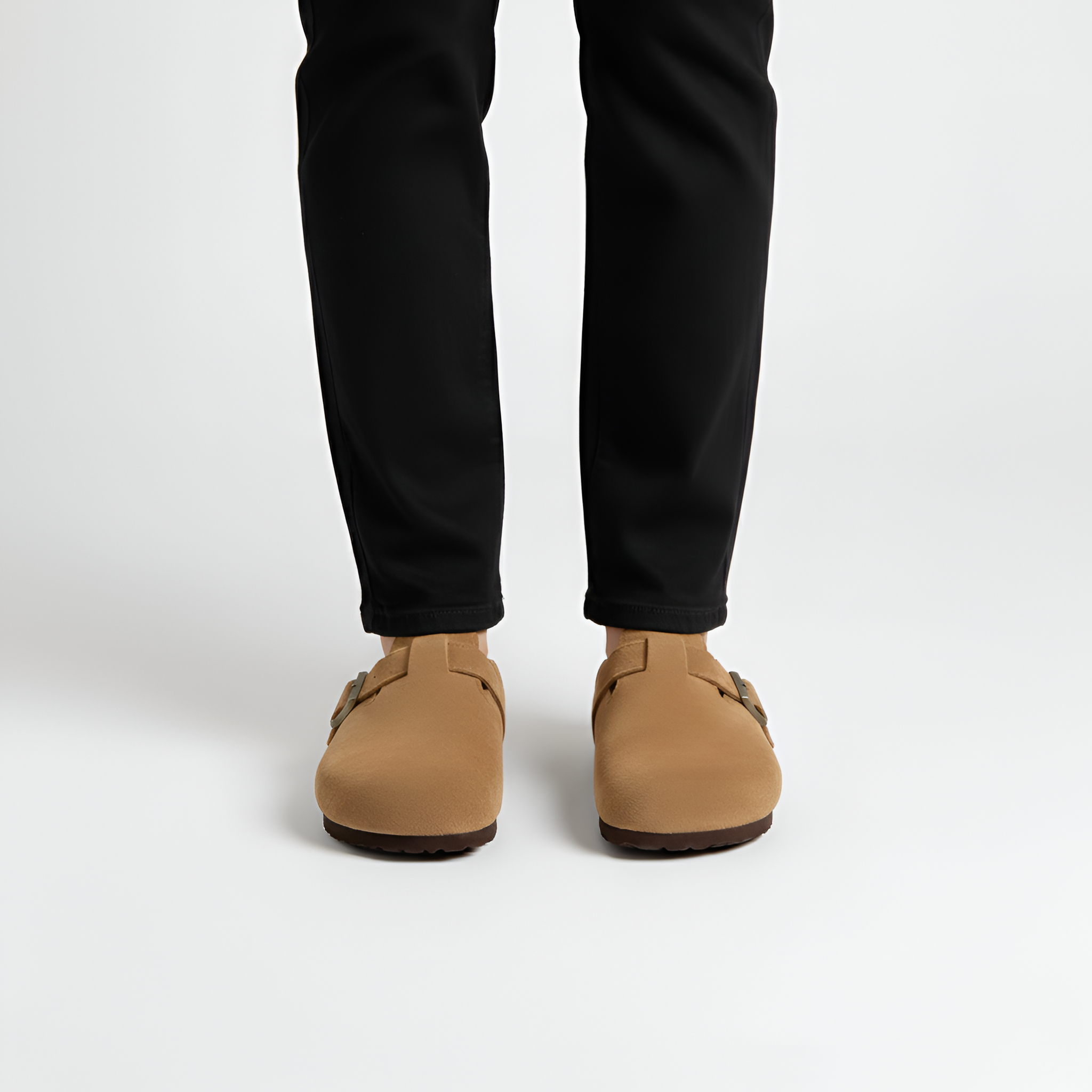 Chaussons pour hommes Bellivaro en daim avec boucle et semelle confortable