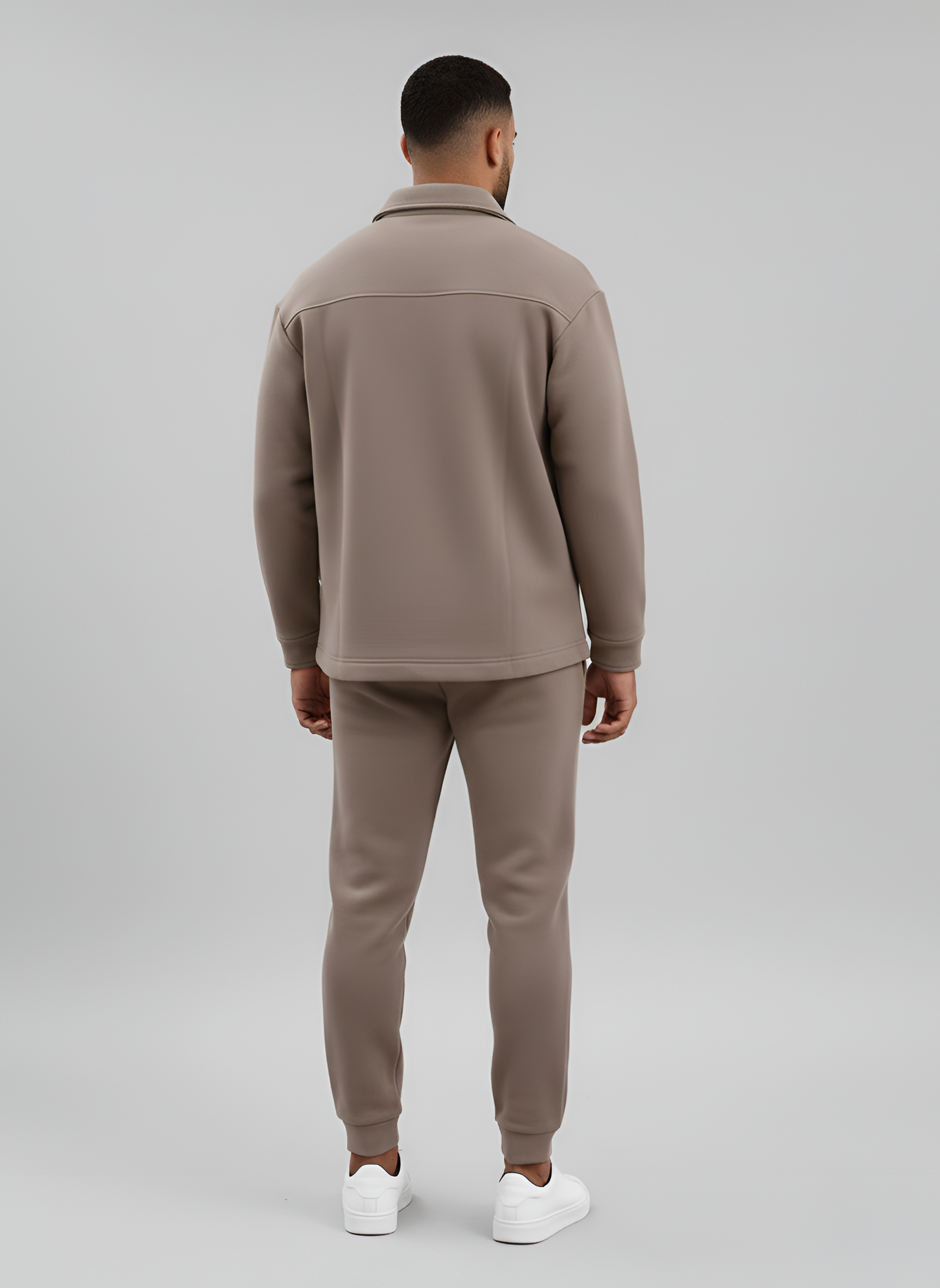 Bellivaro pánska tréningová súprava joggingová súprava s bundou a nohavicami pohodlný strih