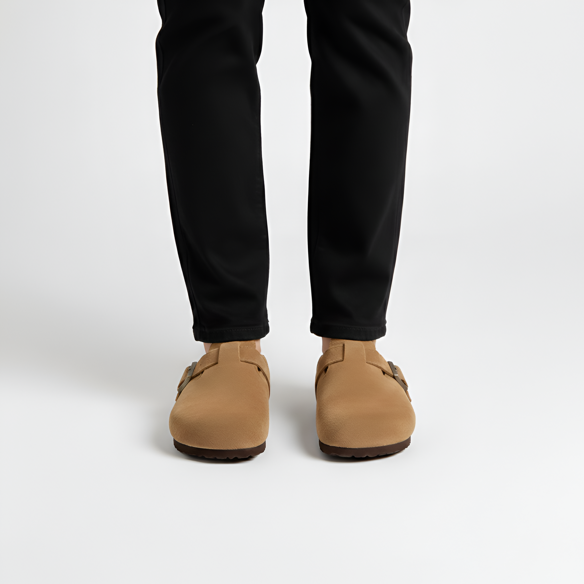 Chaussons pour hommes Bellivaro en daim avec boucle et semelle confortable