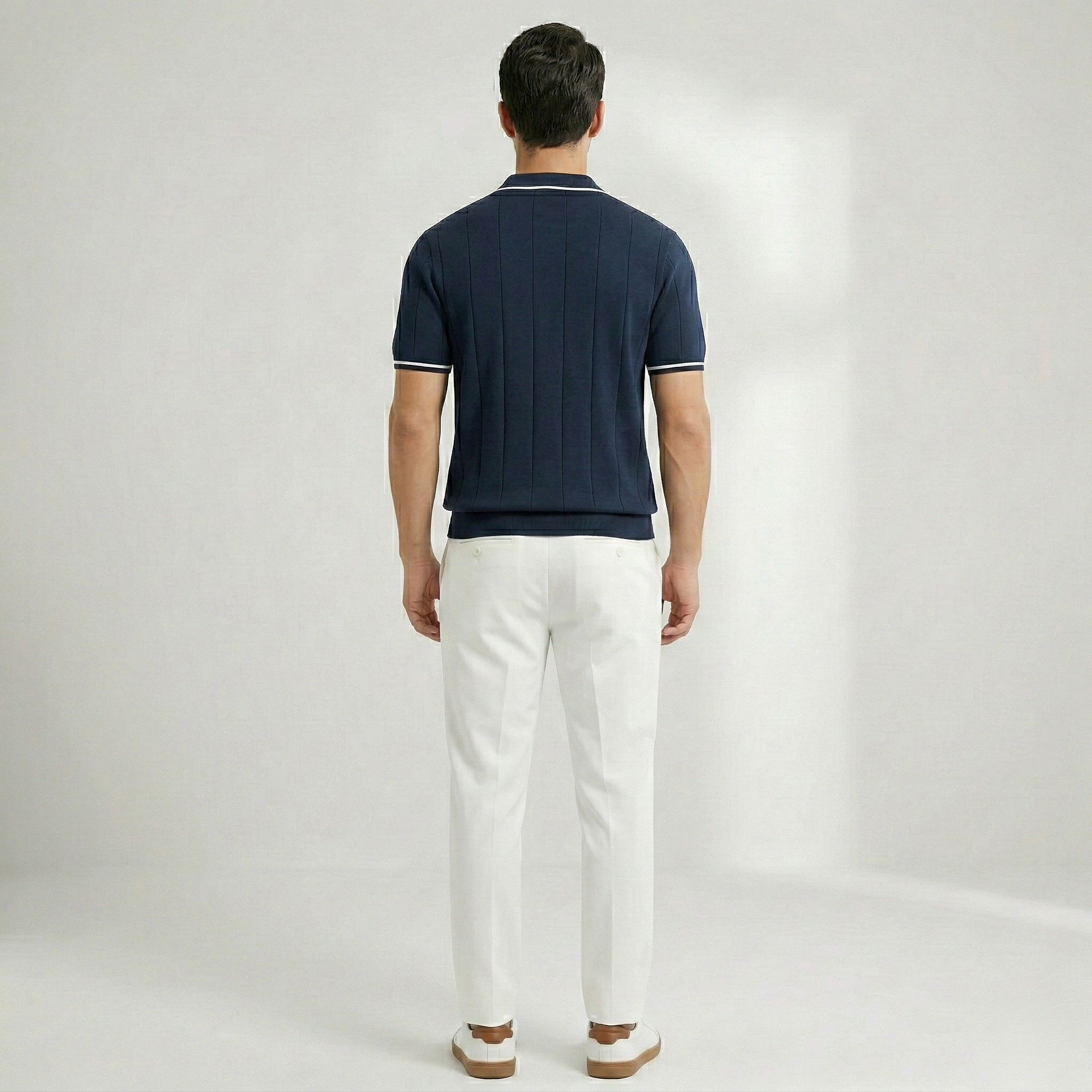 Pánske polokošeľa s krátkymi rukávmi, zipsom a klasickým golierom, úzky strih