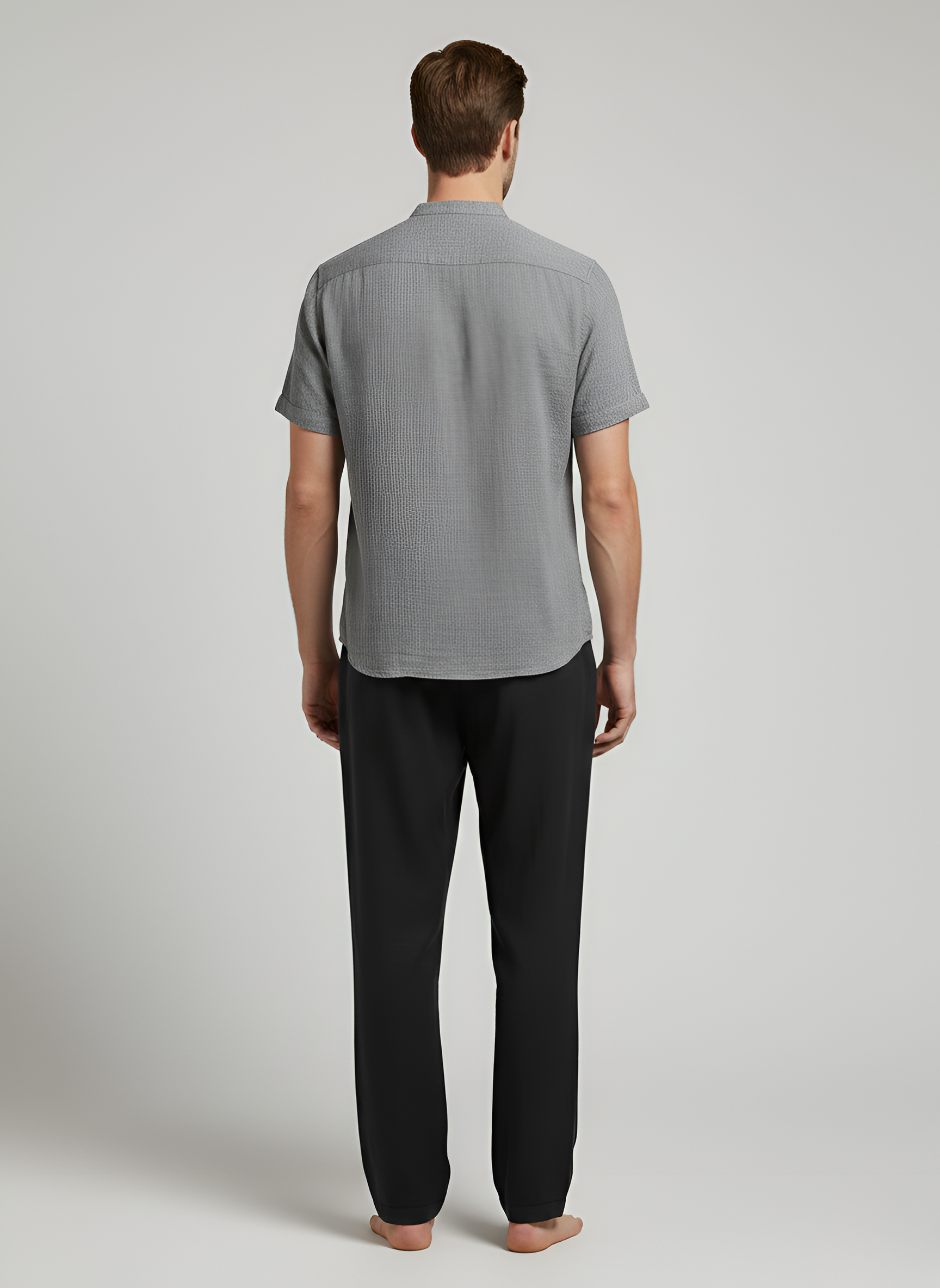 Camisa de lino para hombre con cuello mandarín y mangas cortas en calidad transpirable