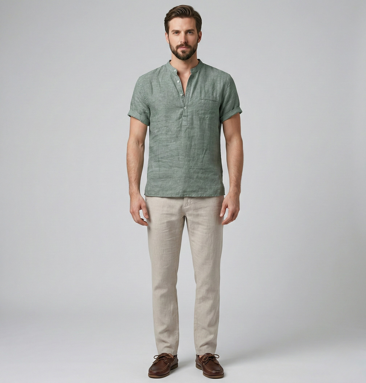 Short-sleeved men's shirt in cotton and linen with button closure and casual fit