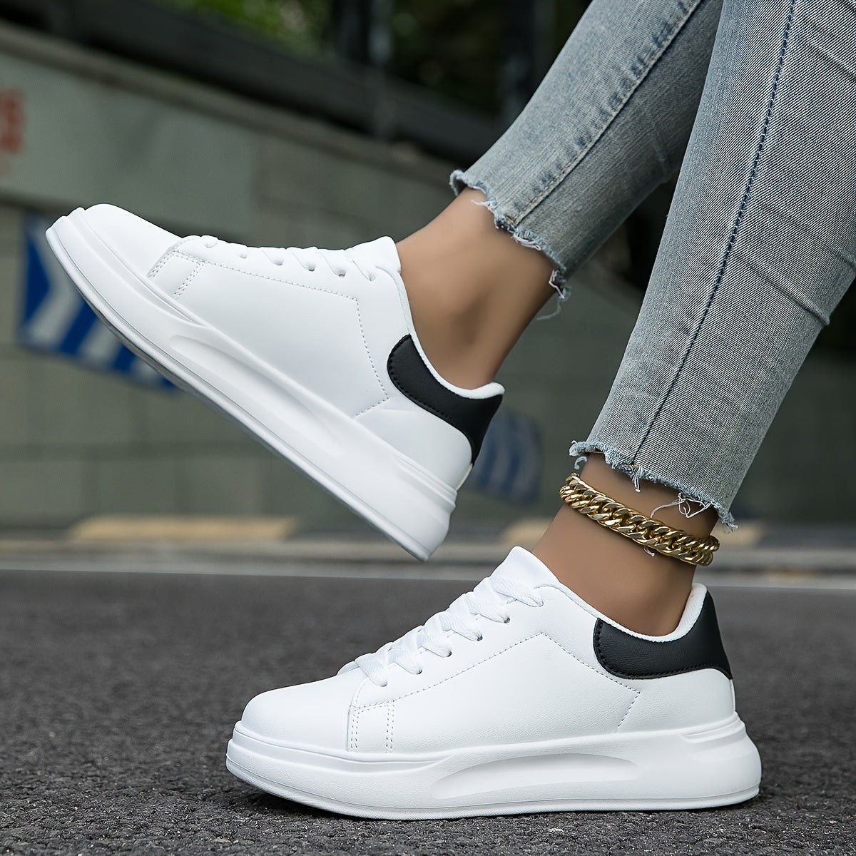 Ladies' Leather Sneakers White - Light and Comfortable