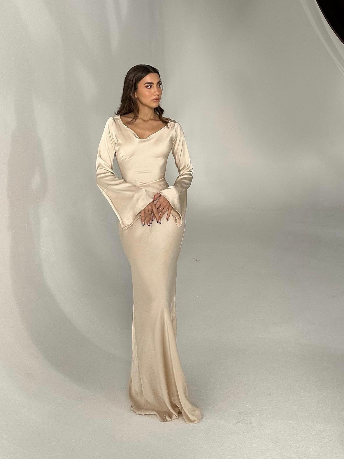 Langärmliges Maxikleid - Mühelose Eleganz für jeden Anlass
