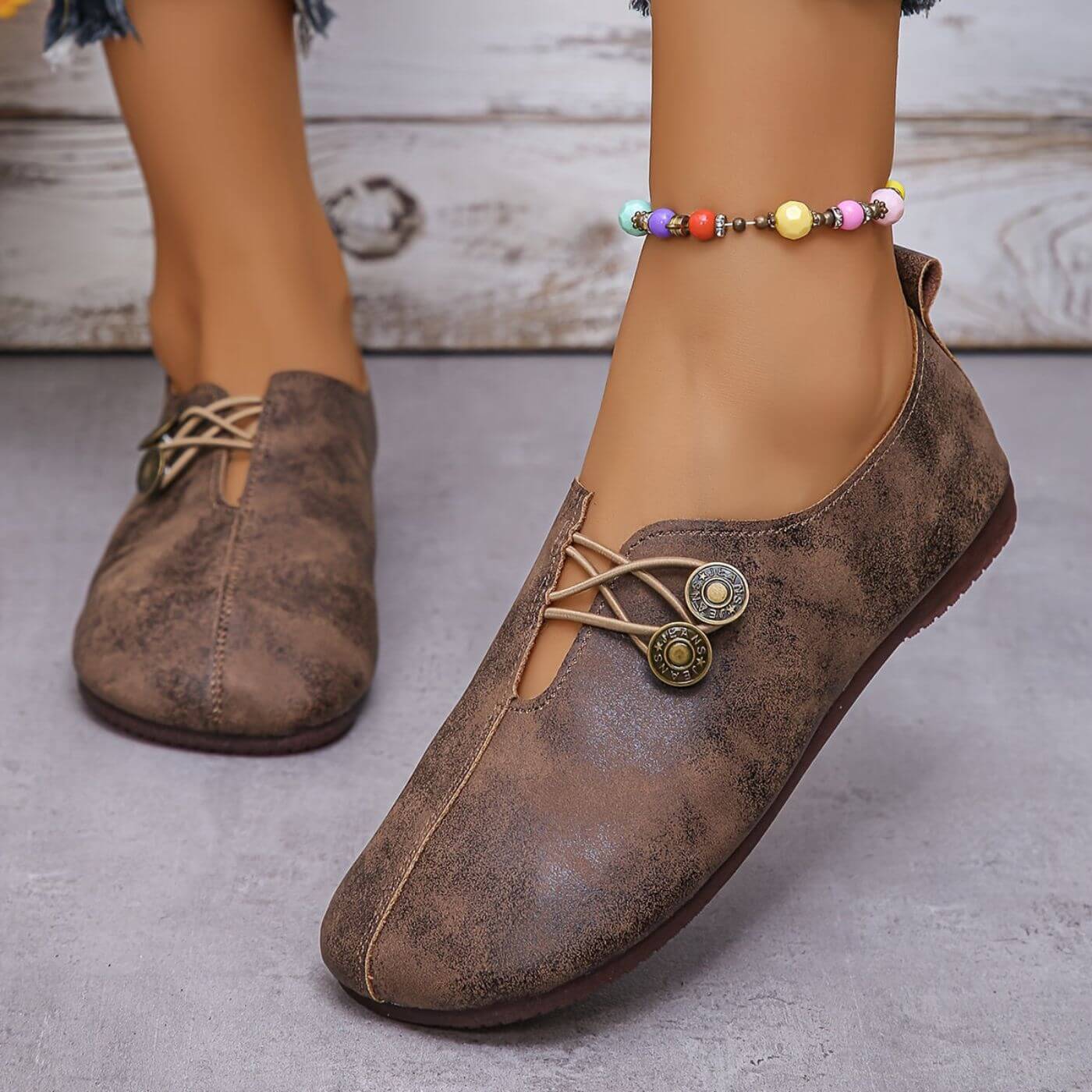 Lightweight orthopedic shoes for women