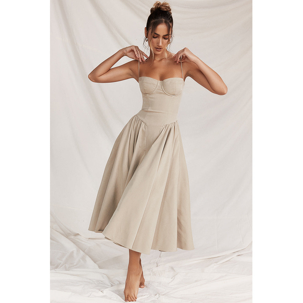 Elegant, Flatterende & Alsidig Midi Kjole