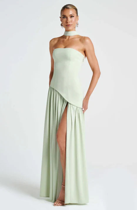 Maxikleid Damen | Trägerloser Schnitt & fließende Silhouette