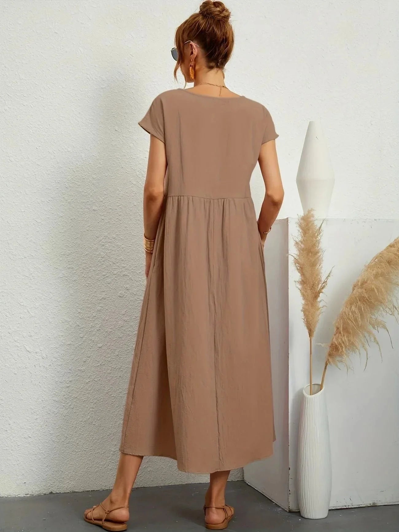 Volné dlouhé šaty pro ženy - letní elegance a pohodlí