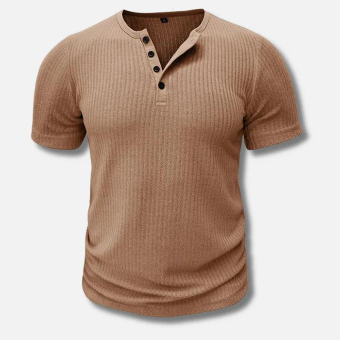 Ανδρικό muscle fit T-shirt – με κουμπιά & εφαρμοστή γραμμή
