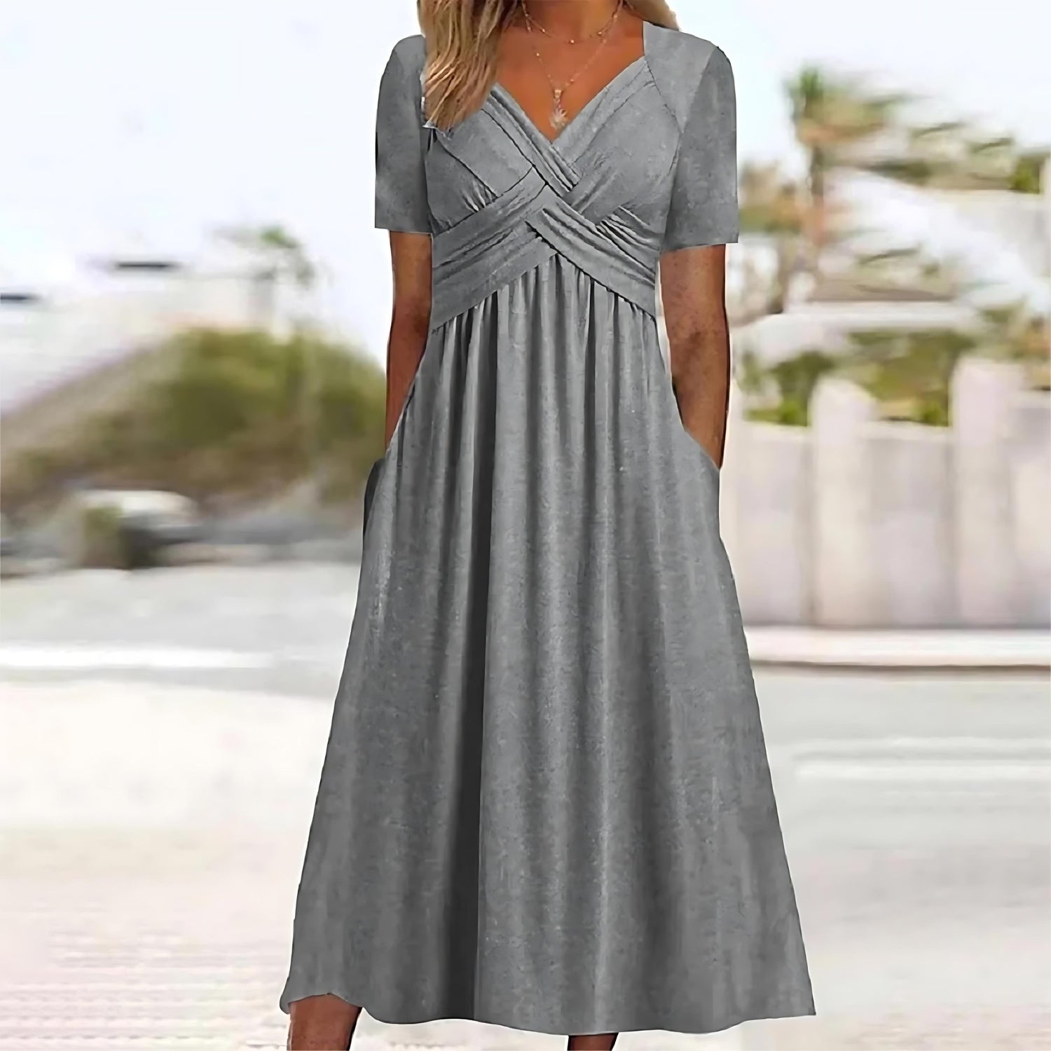 Vestido midi con efecto cubridor del abdomen