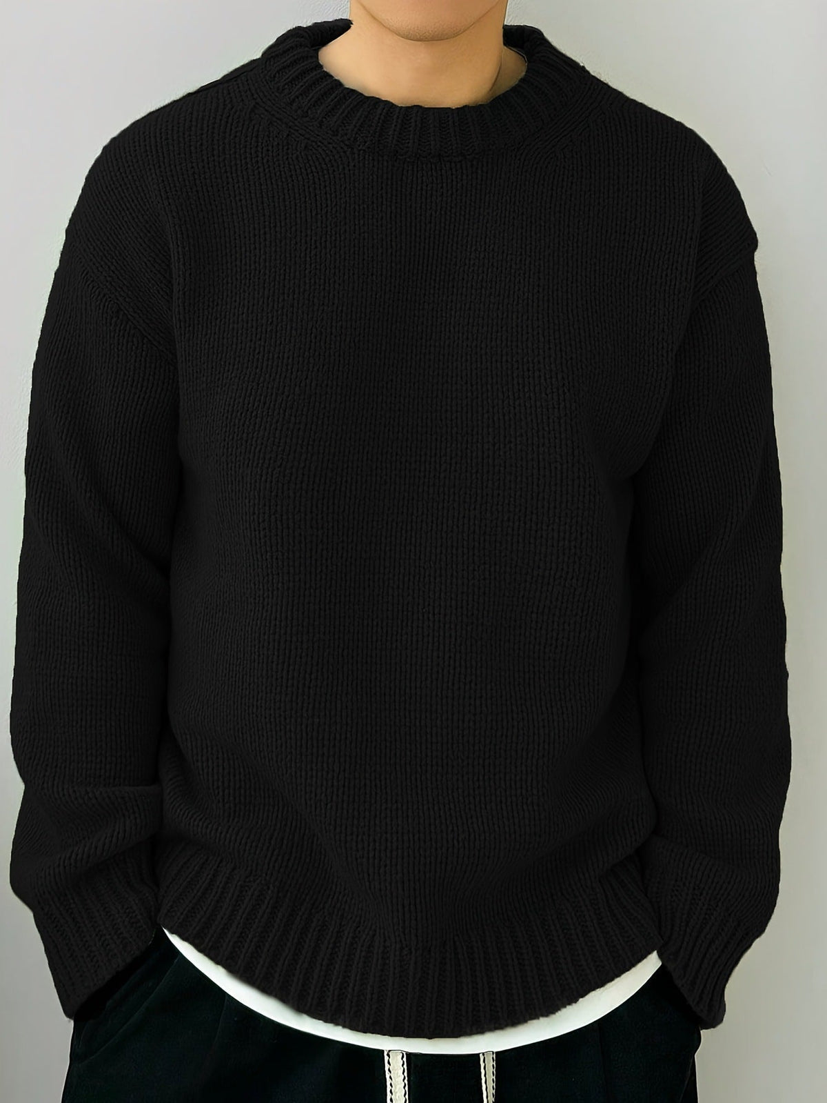 Kabelstrikket Sweater til Mænd med Rund Hals