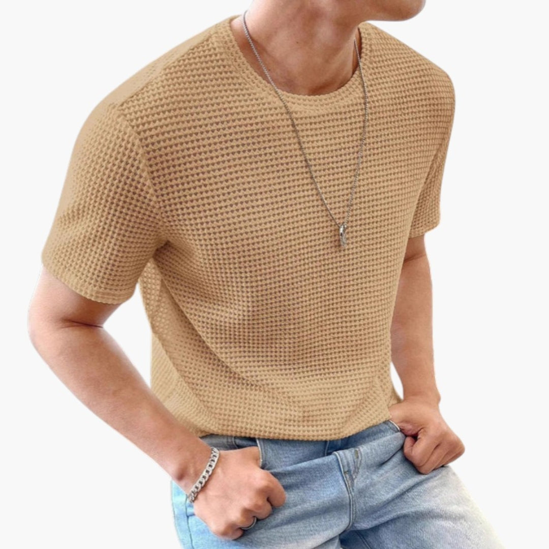 Ανδρικό T-shirt με υφή στην επιφάνεια και κοντά μανίκια