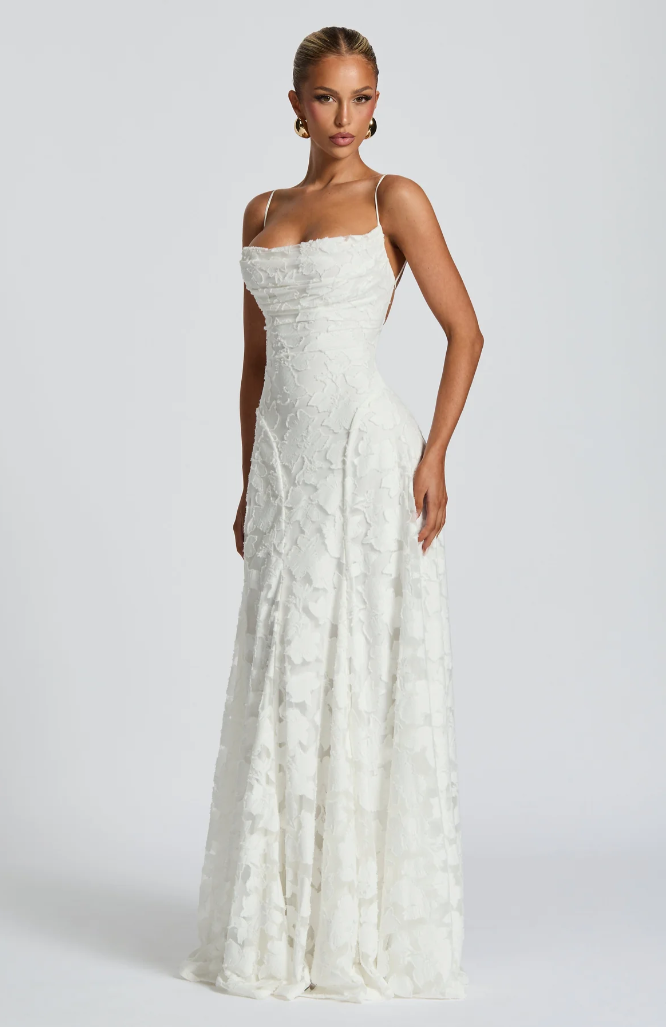 Elegant Blonde Maxi Aftenkjole