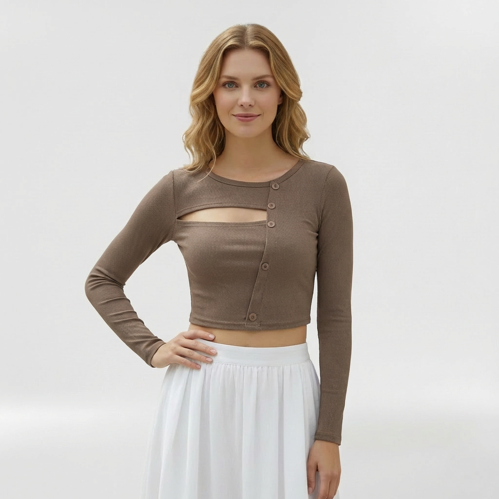 Blouse femme à manches longues avec découpe moderne et coupe cintrée pour un usage quotidien élégant
