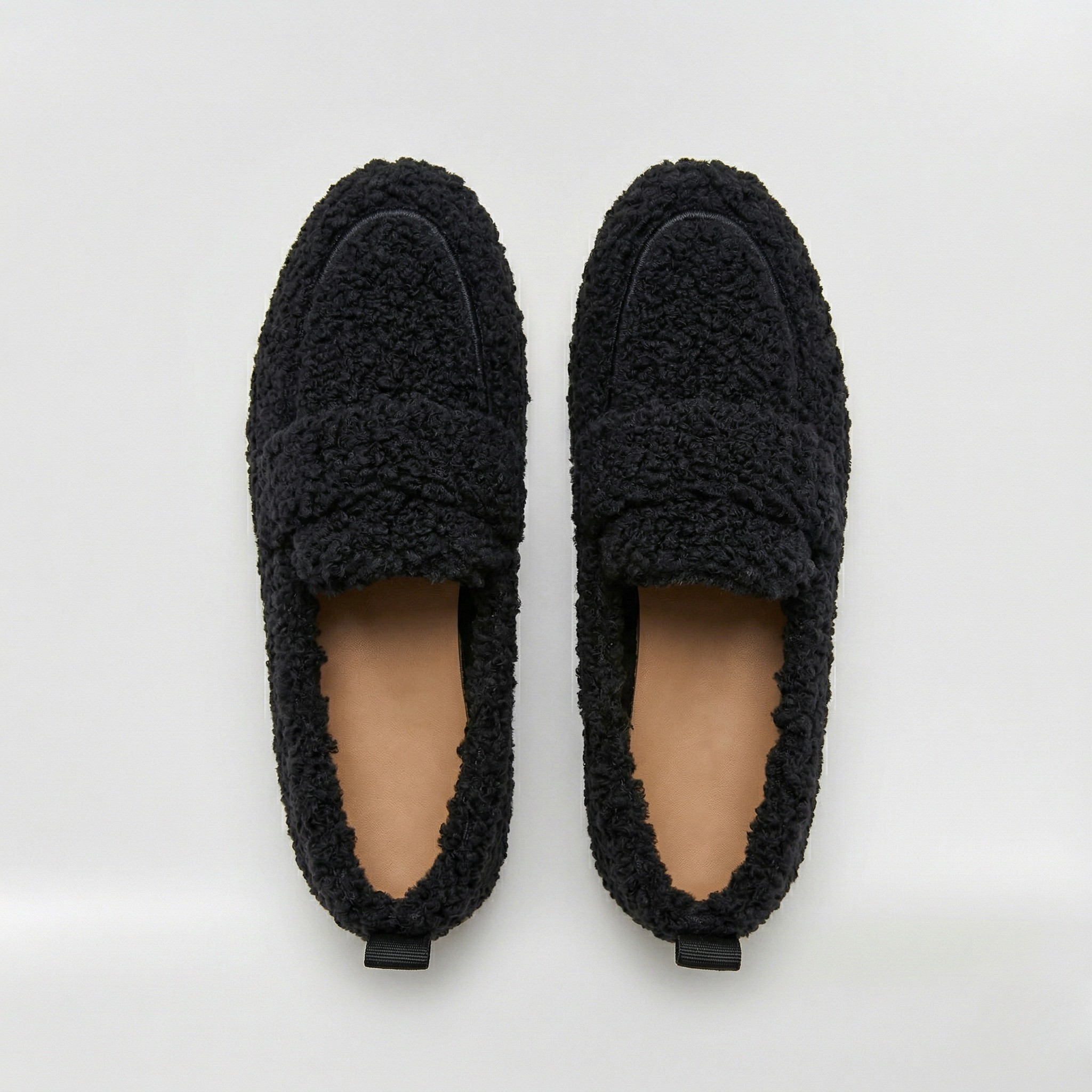 Bløde plyshjemmesko til kvinder med varm foring og komfortabel pasform til hverdagsbrug