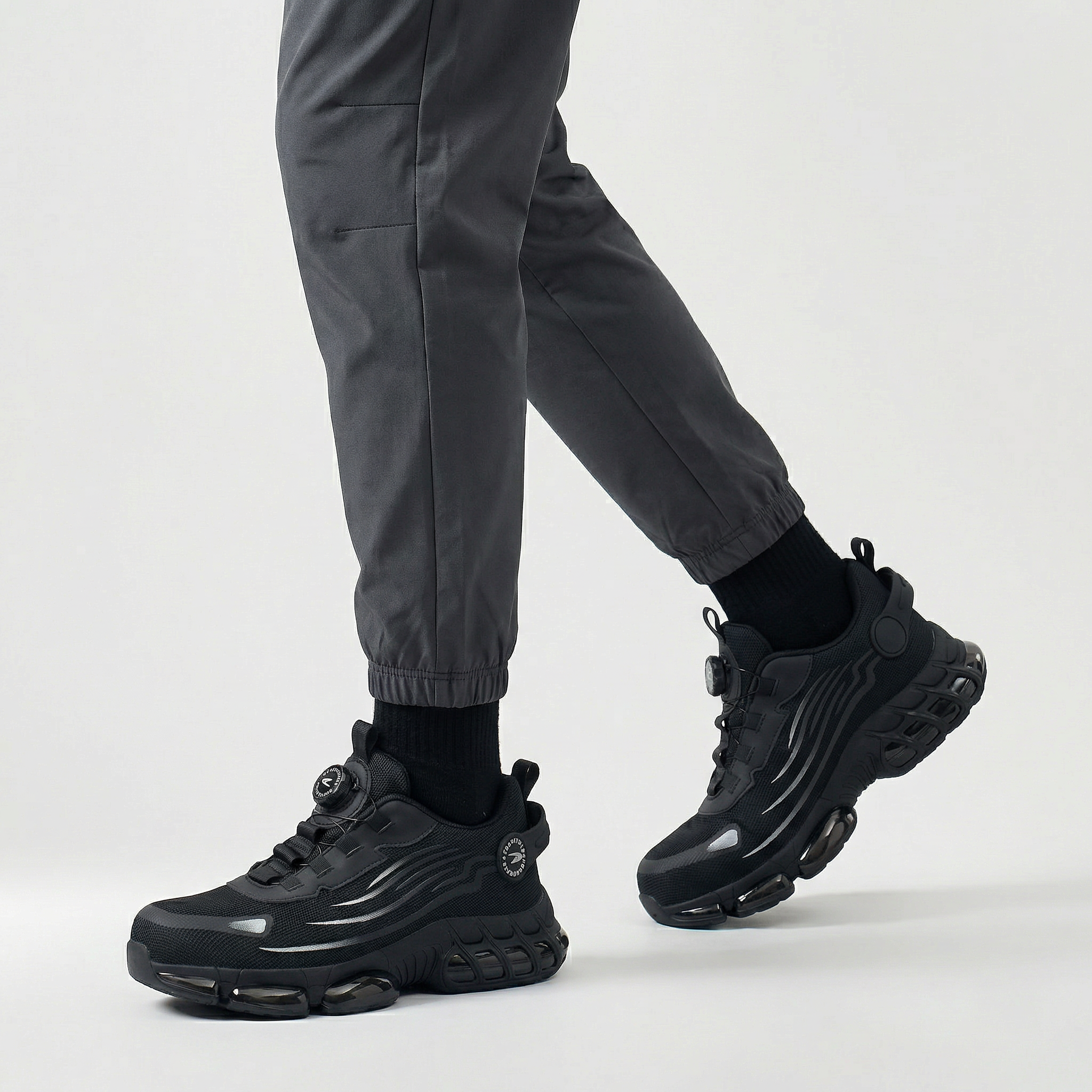 Sikkerhedssko til mænd med skridsikker sål og robust design til arbejde og hverdagsbrug