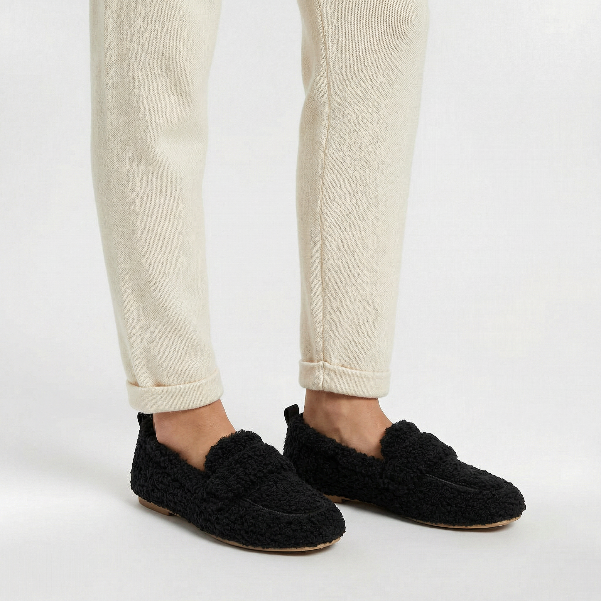 Bløde plyshjemmesko til kvinder med varm foring og komfortabel pasform til hverdagsbrug