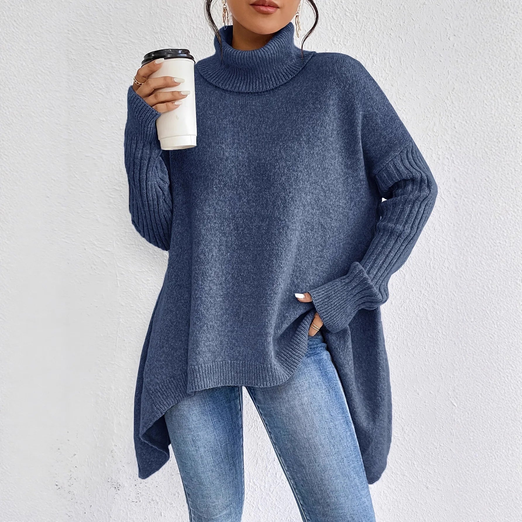 Oversized Rullekravestrik til Kvinder med Asymmetrisk Kant