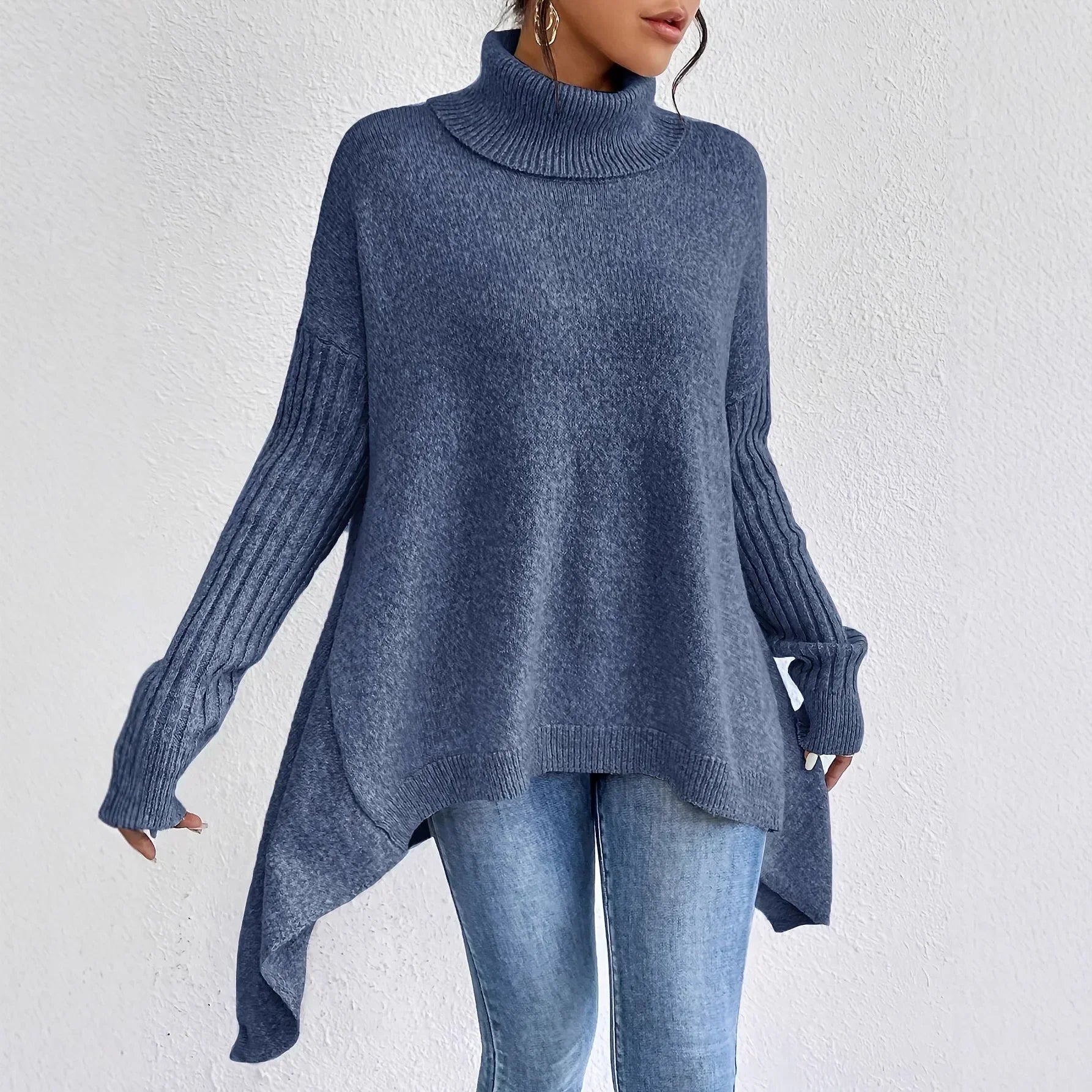 Oversized Rullekravestrik til Kvinder med Asymmetrisk Kant