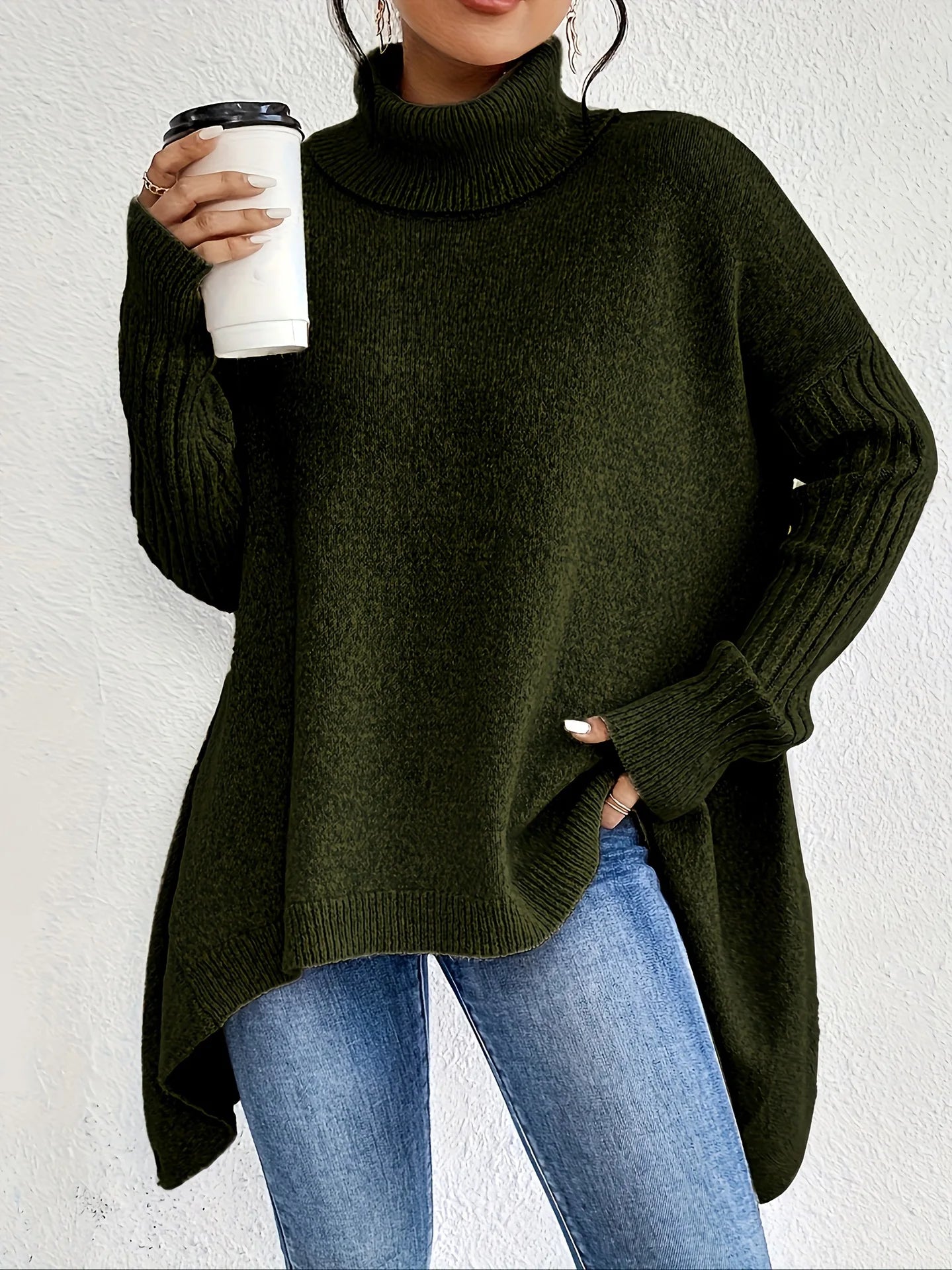 Oversized Rullekravestrik til Kvinder med Asymmetrisk Kant