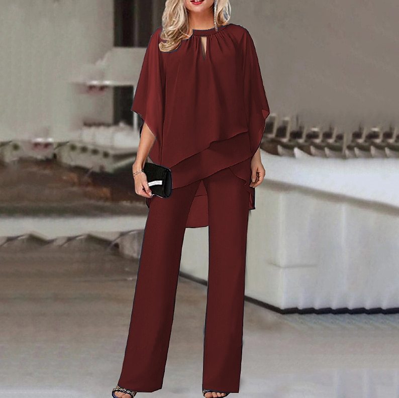 Todelt sæt til kvinder med luftigt chiffon-overlay