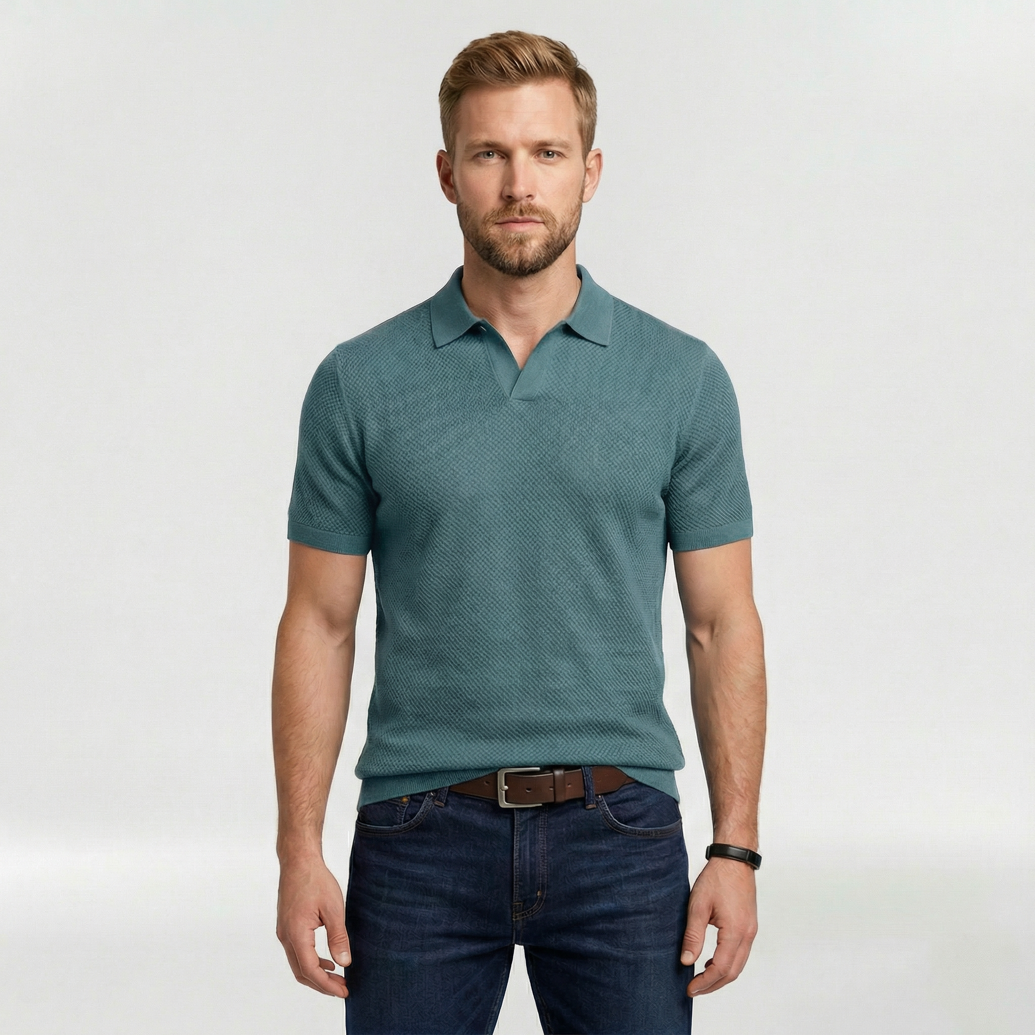 Camiseta tipo polo para hombre en tejido texturizado con mangas cortas para uso diario