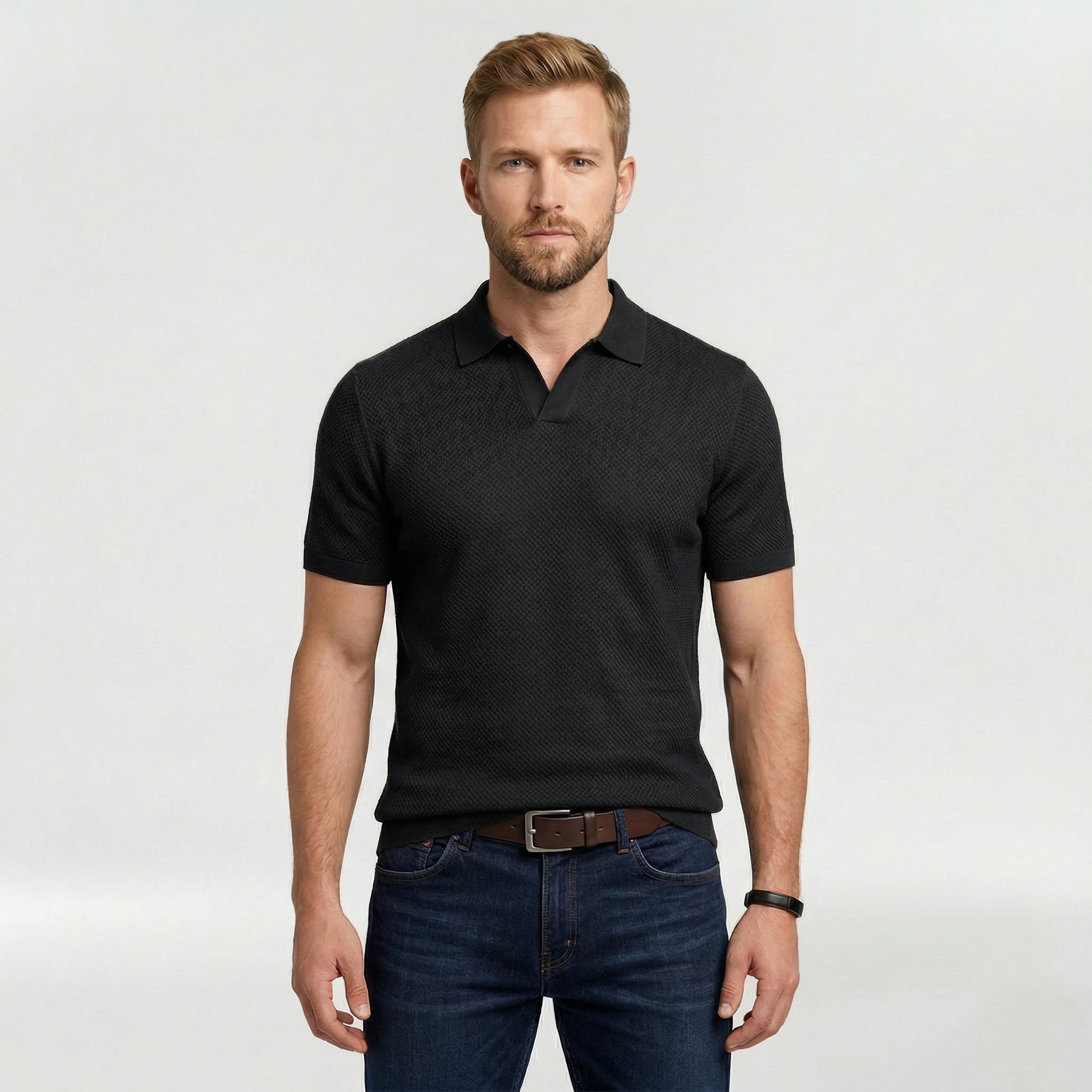 Camiseta tipo polo para hombre en tejido texturizado con mangas cortas para uso diario