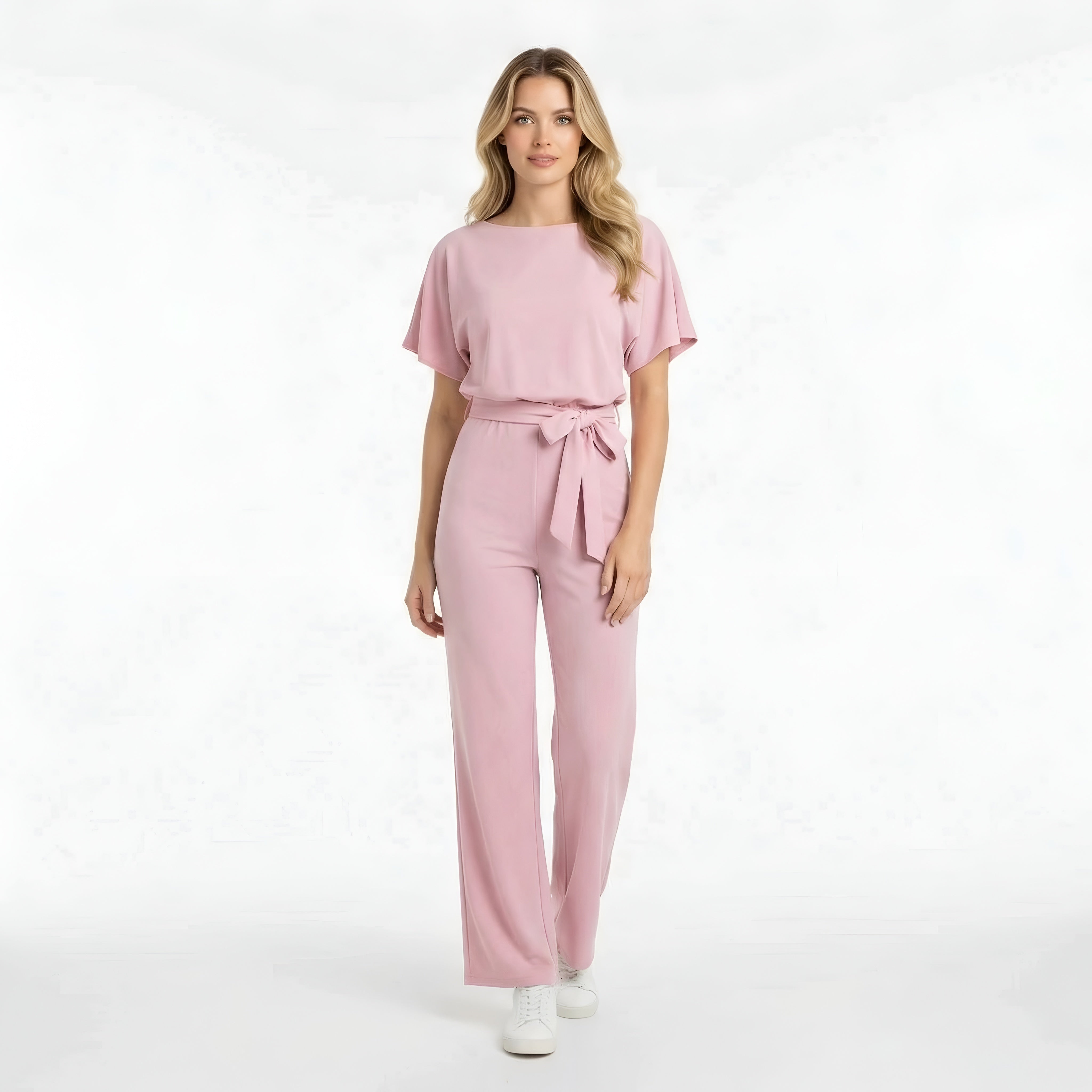 Dámsky overal s krátkym rukávom, opaskom, voľným strihom, dlhé nohavice, ležérny overal