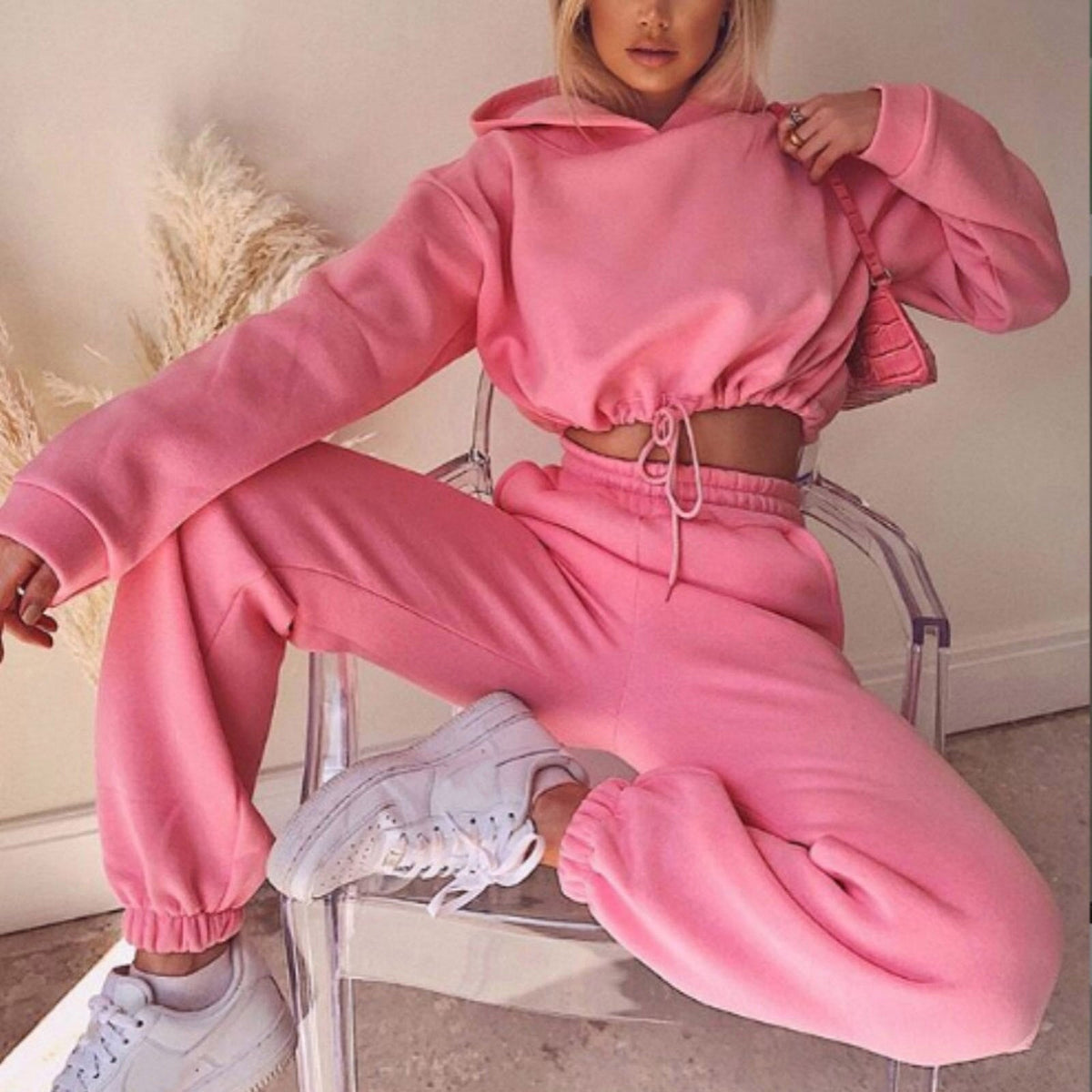 Isabella | Todelt Loungewear-Sæt til Kvinder med Vandfaldshals