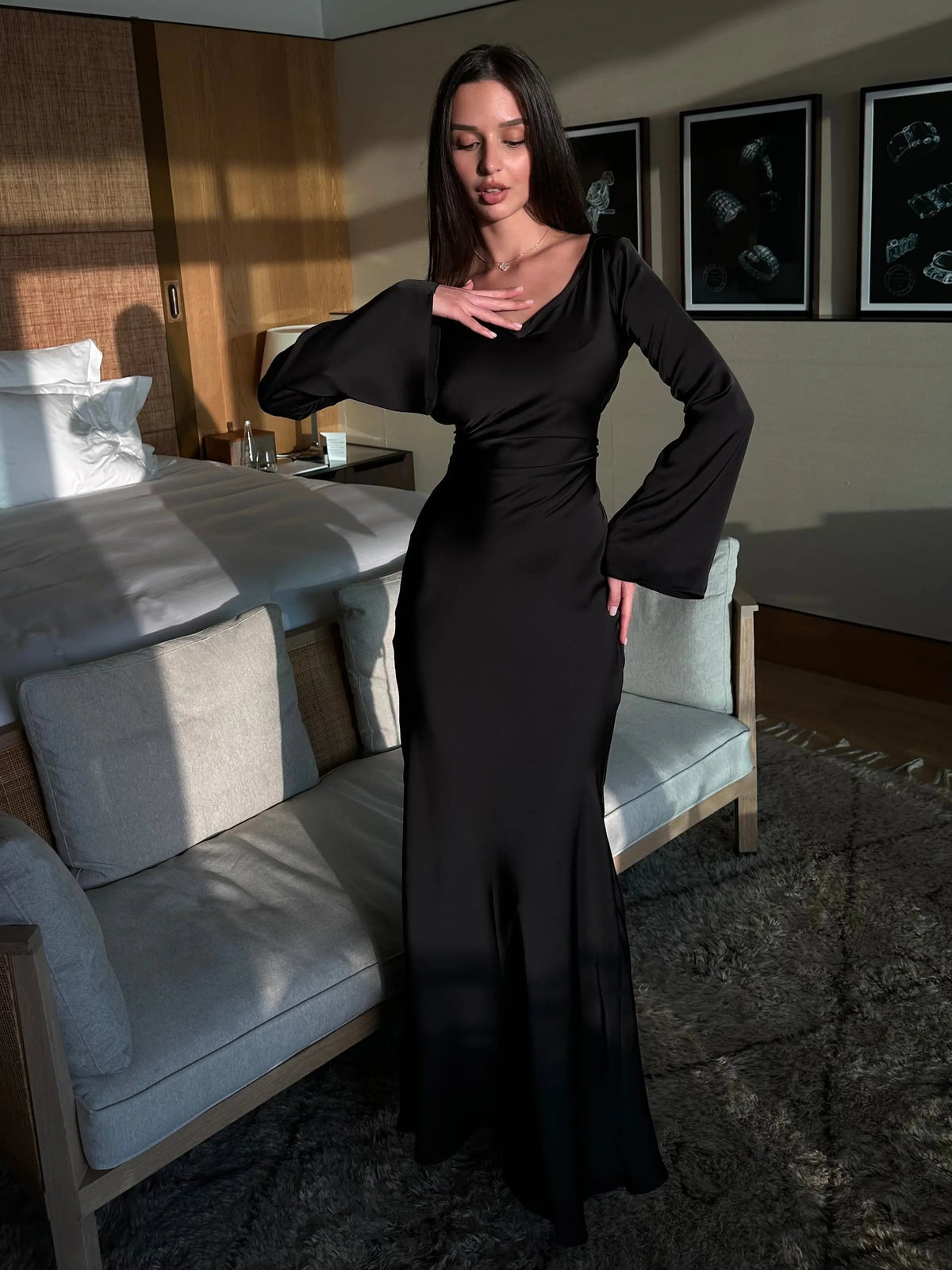 Women's Fitted Long-Sleeved Maxi Dress