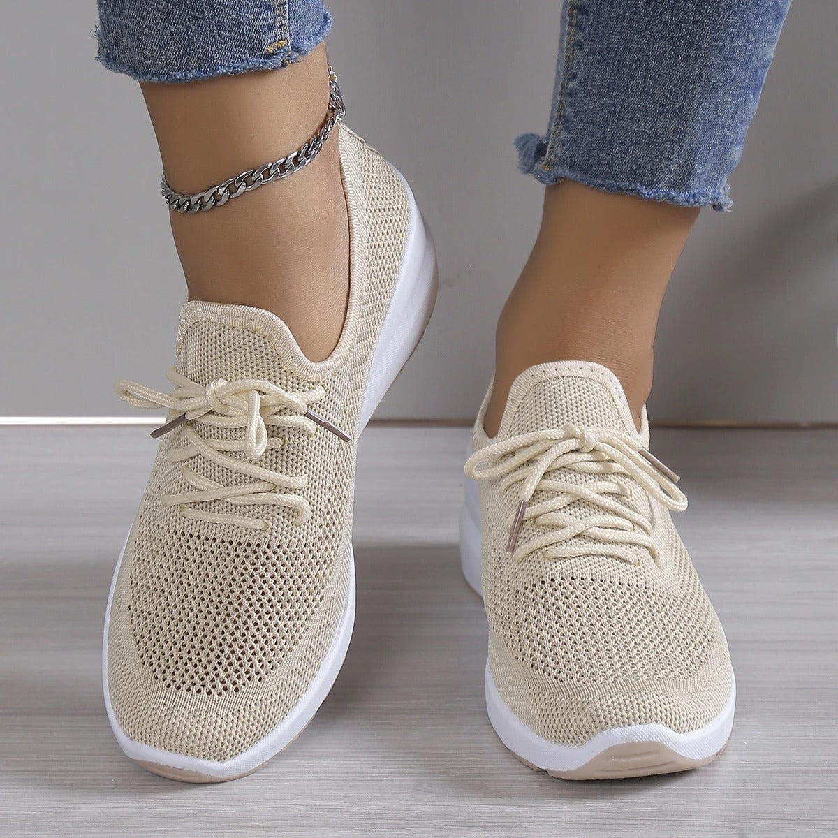 Damesnneakers med kilehæl, åndbart mesh – sport og casual