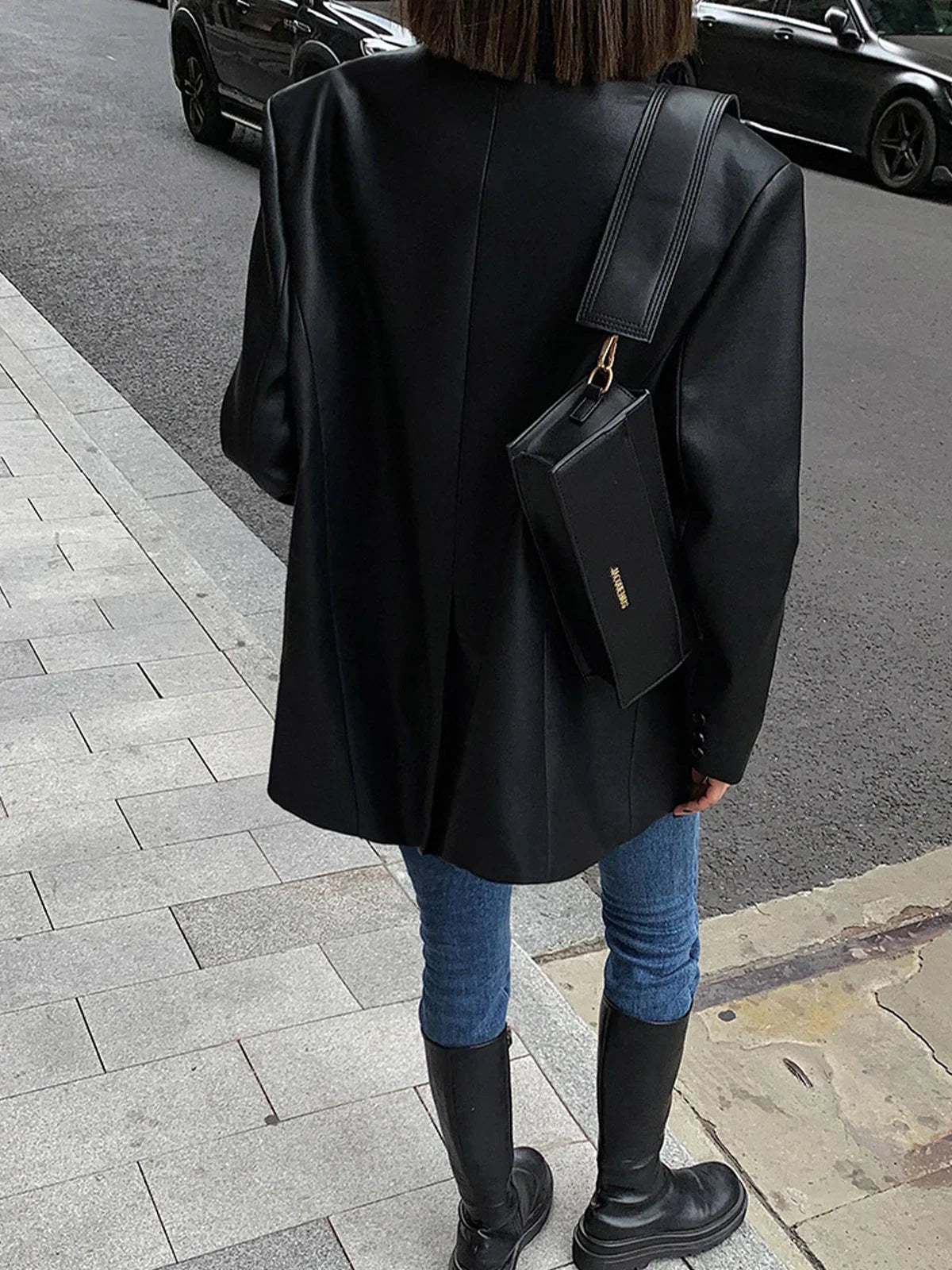 Chaqueta oversize elegante y moderna con efecto cuero para mujer