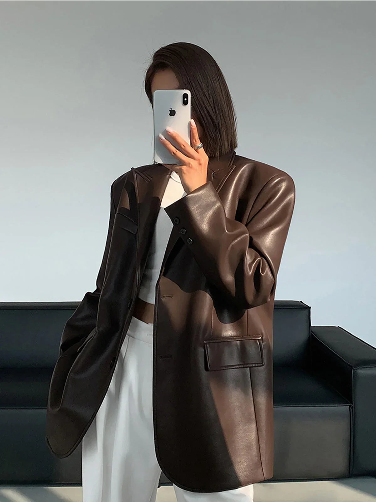 Chaqueta oversize elegante y moderna con efecto cuero para mujer