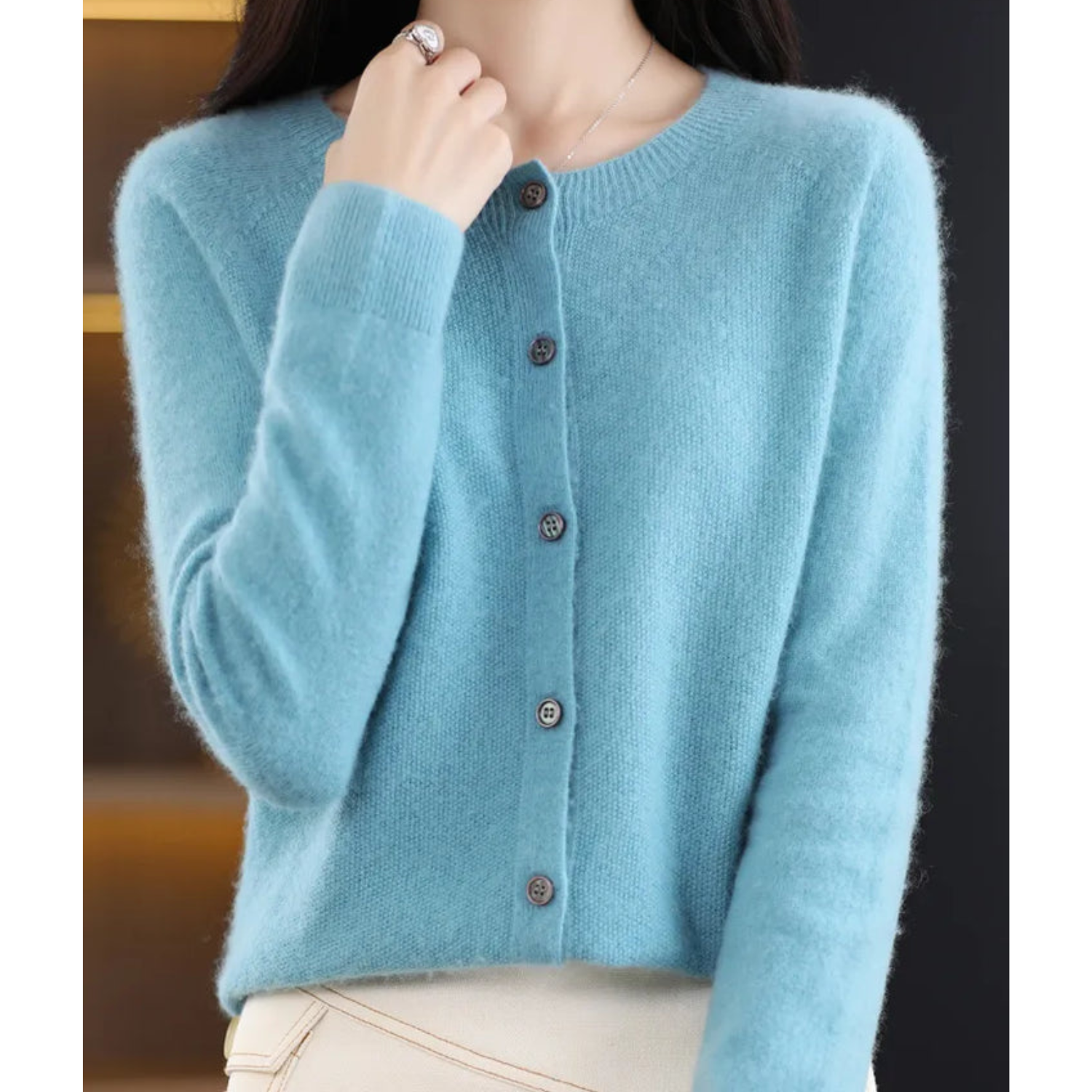 Lang Cashmere Cardigan til Kvinder med Knaplukning
