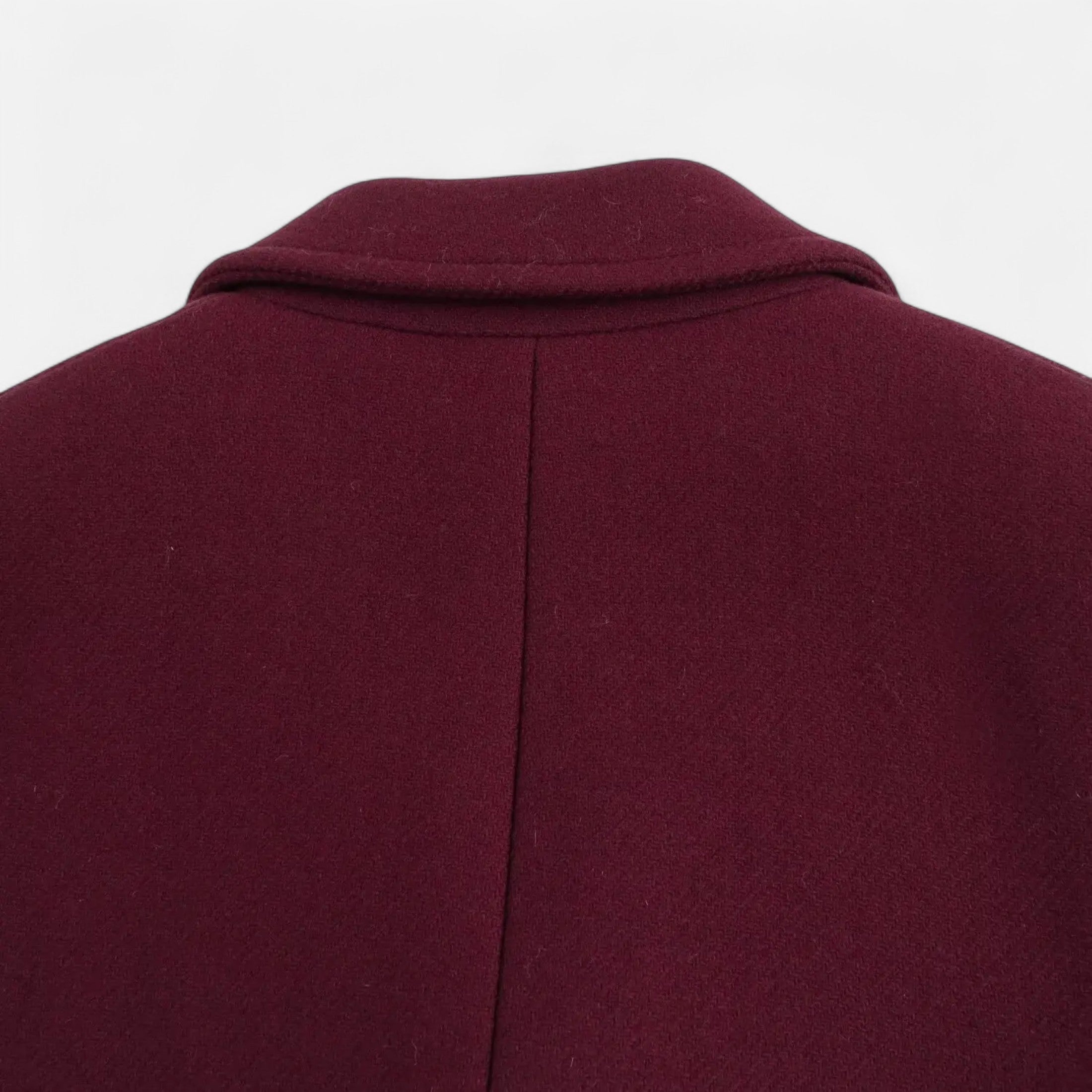 Lang trenchcoat til damer med klassisk revers