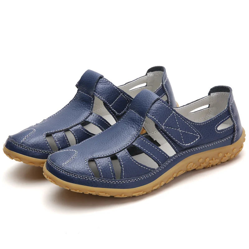 Romerske sandaler til kvinder – blødt læder, udskåret design, fleksibel sål & komfort