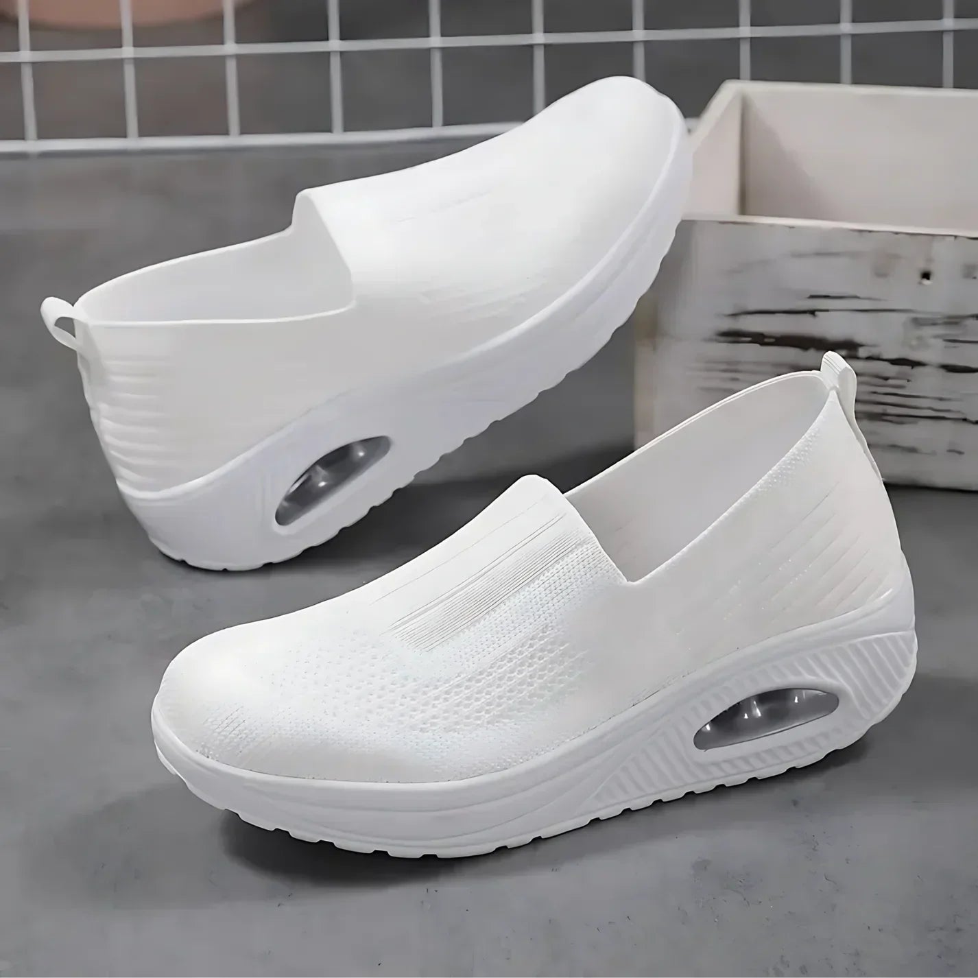 Zapatillas ortopédicas cómodas tipo slip-on para mujer – Ligeras y de soporte para caminatas diarias