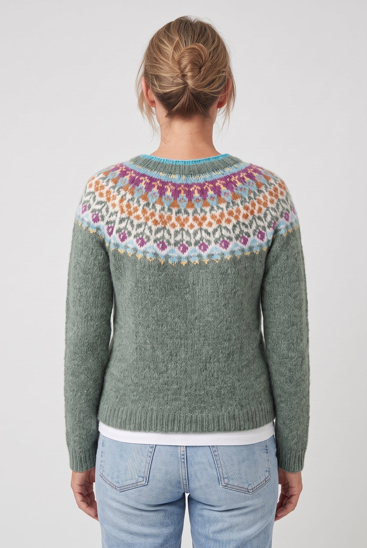 Nordisk Striksweater til Kvinder med Rund Hals