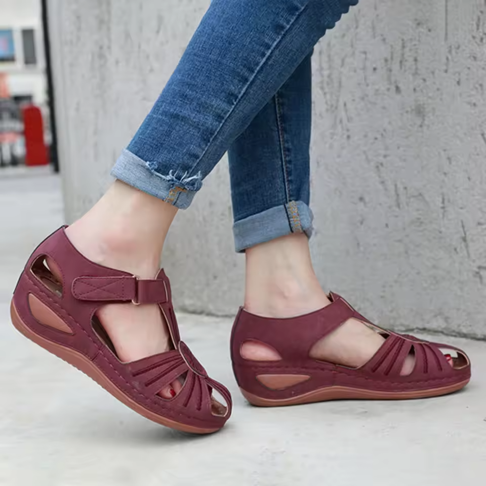 Sandalias de tacón cerrado ajustables para mujer – Ideal para uso diario