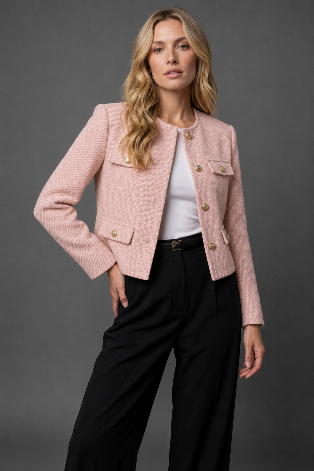 Kort Tweedblazer til Kvinder med Guldfarvede Knapper