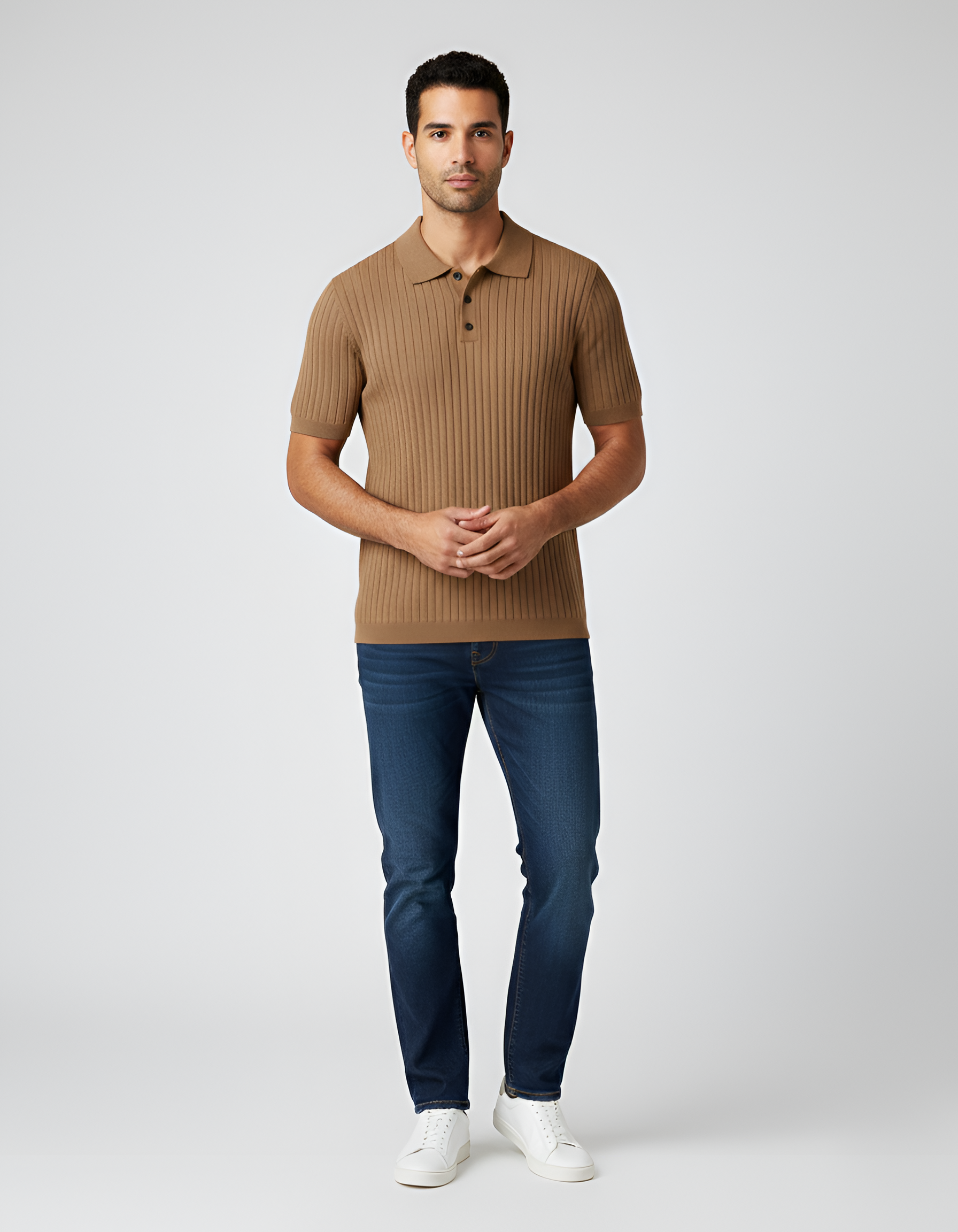 Polo de punto para hombre en algodón con mangas cortas y estructura acanalada