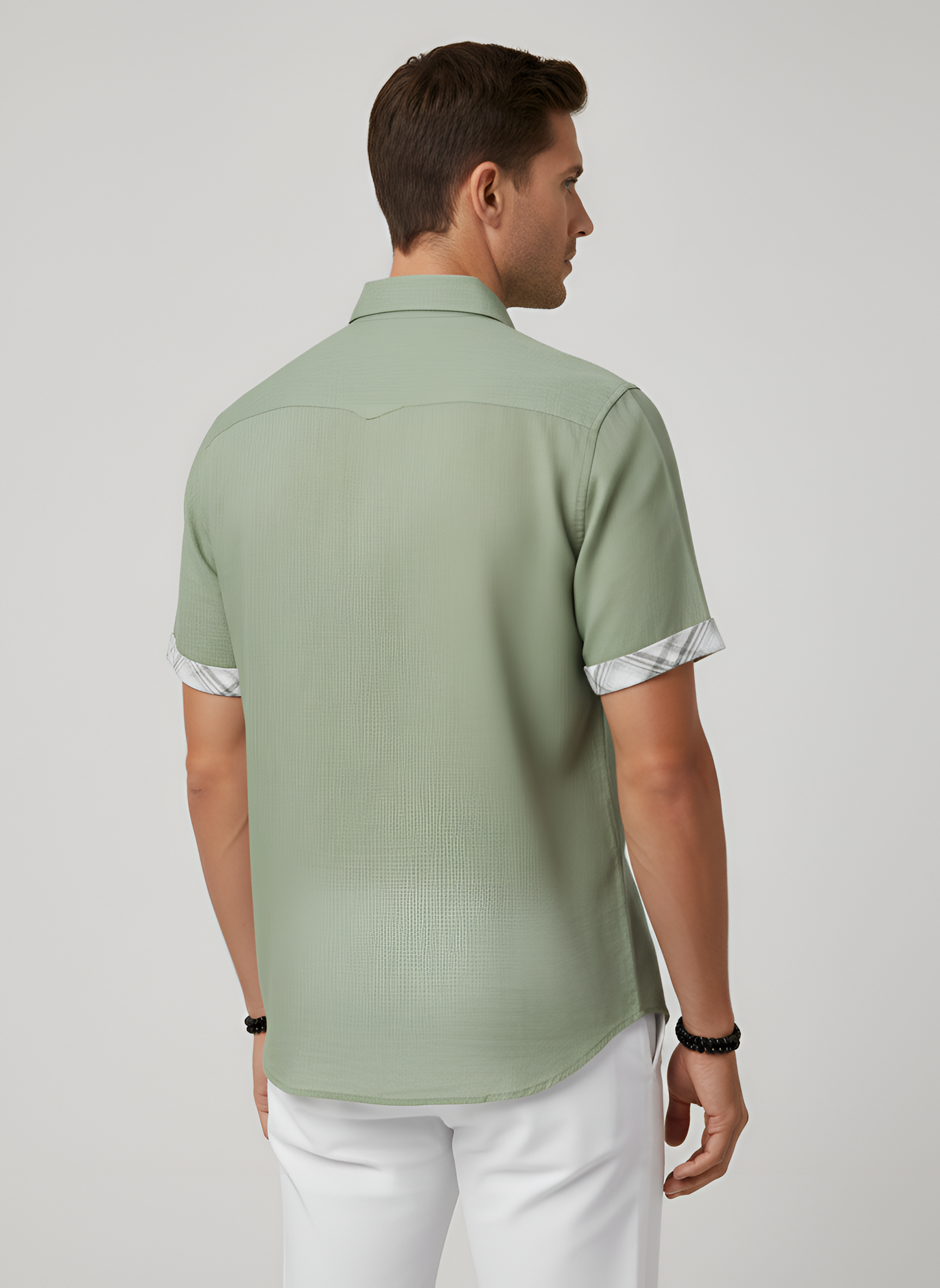 Chemise homme à manches courtes en coton avec fermeture à boutons et poche poitrine